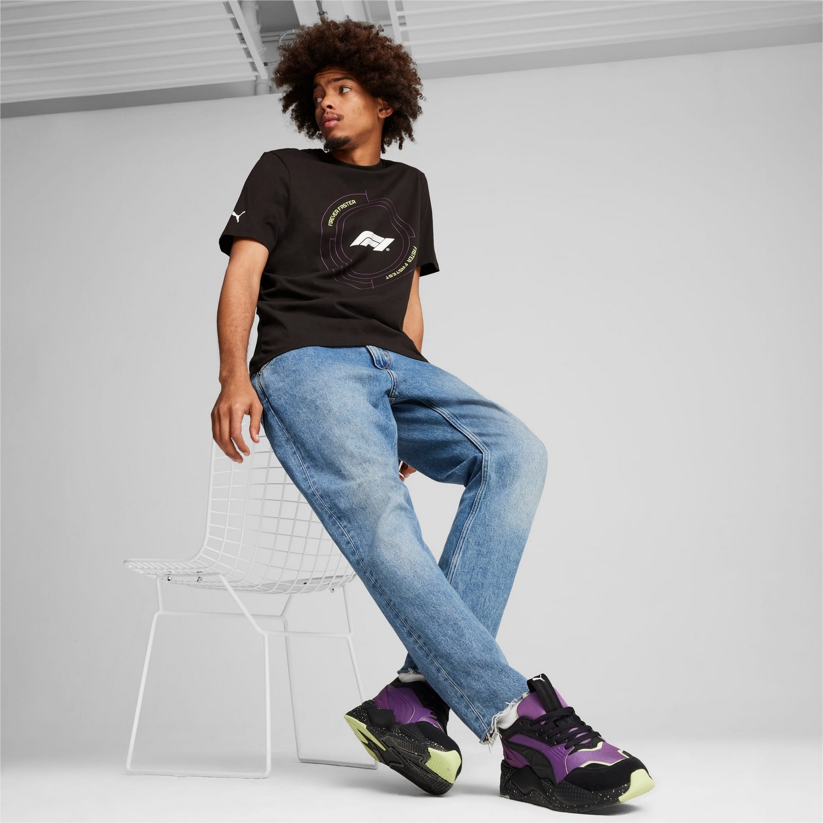 Koszulka mska Puma F1 ESS GRAPHIC czarna 62641501