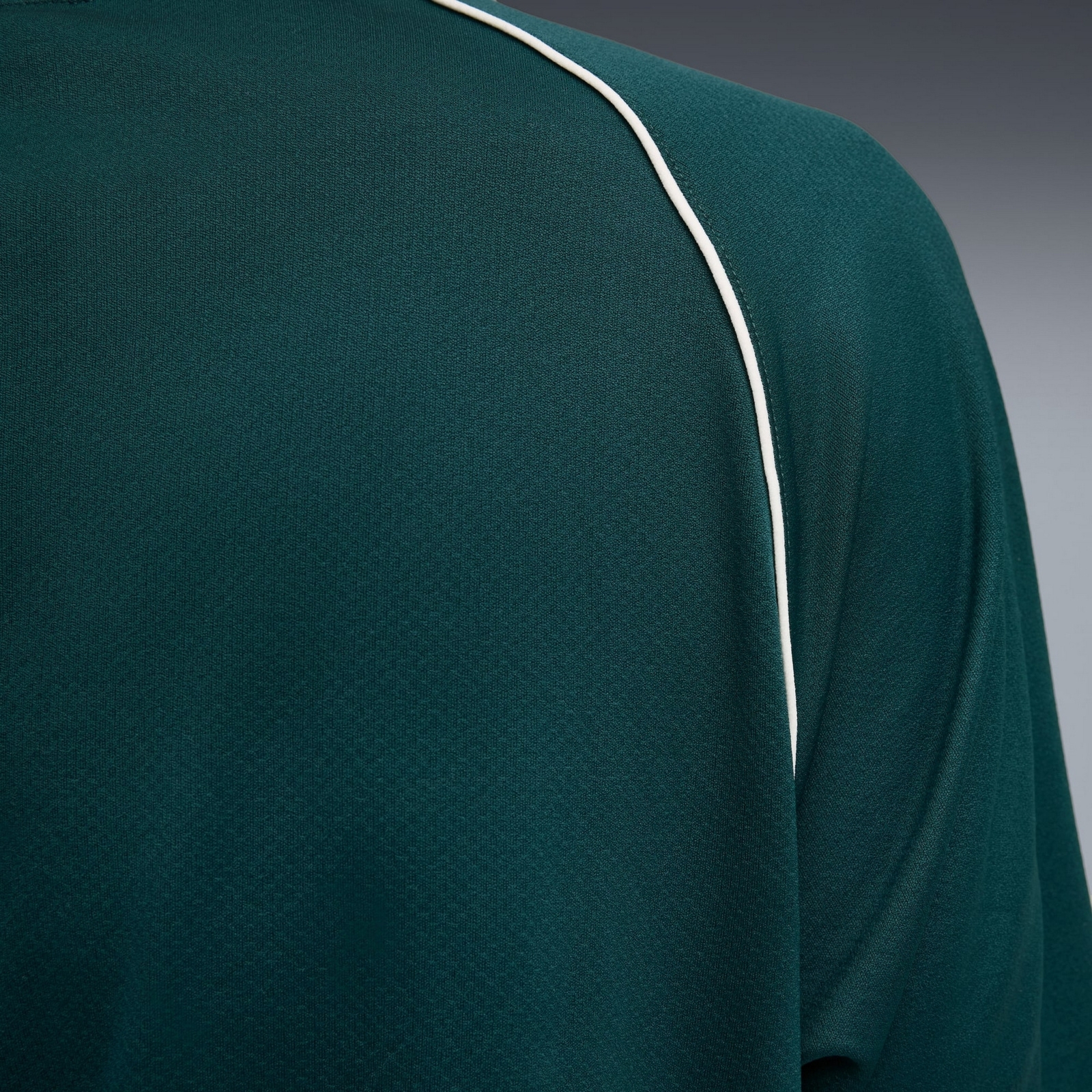 Koszulka m�ska Puma ESS FOOTBALL JERSEY zielona 68826475