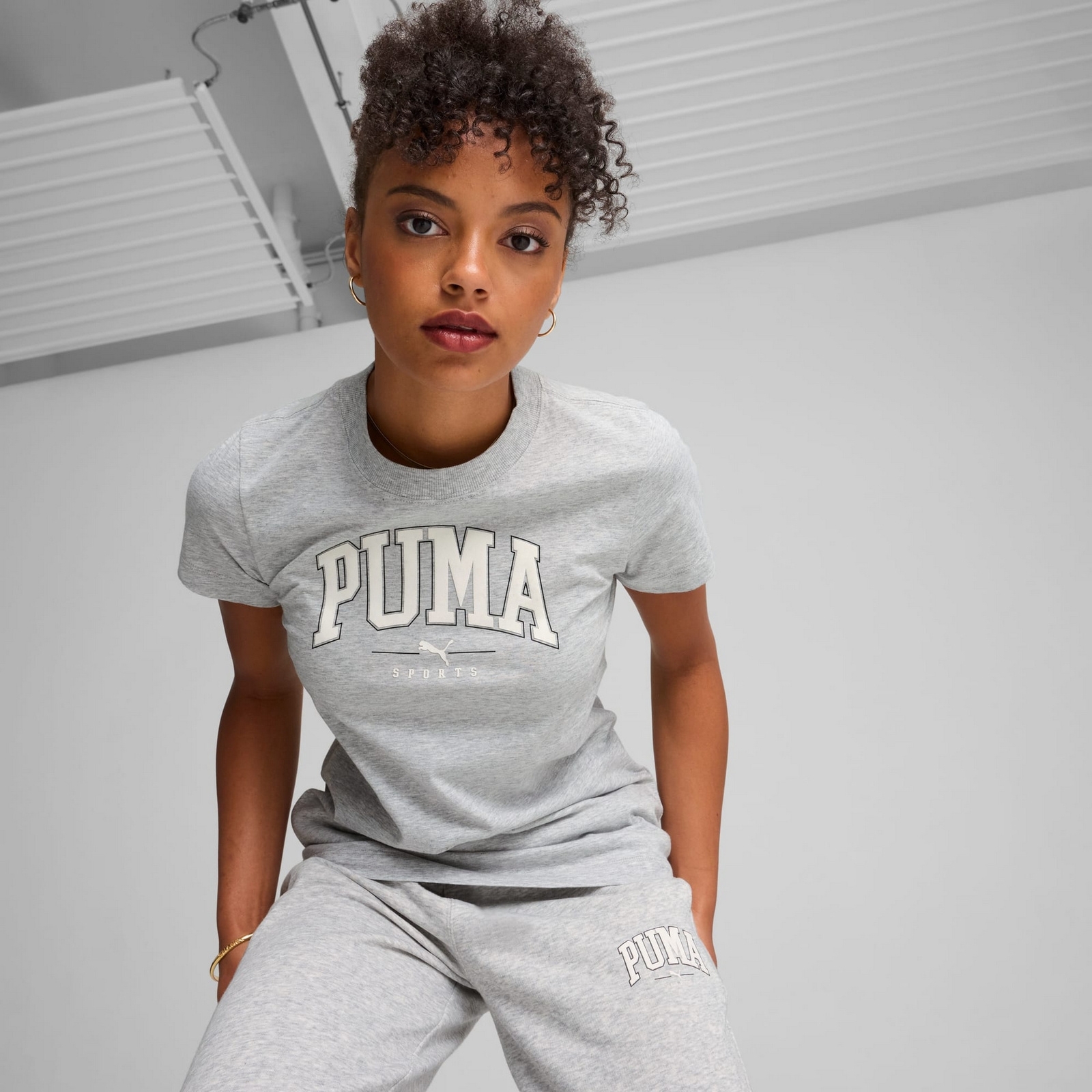 Koszulka damska Puma SQUAD GRAPHIC szara 68153704