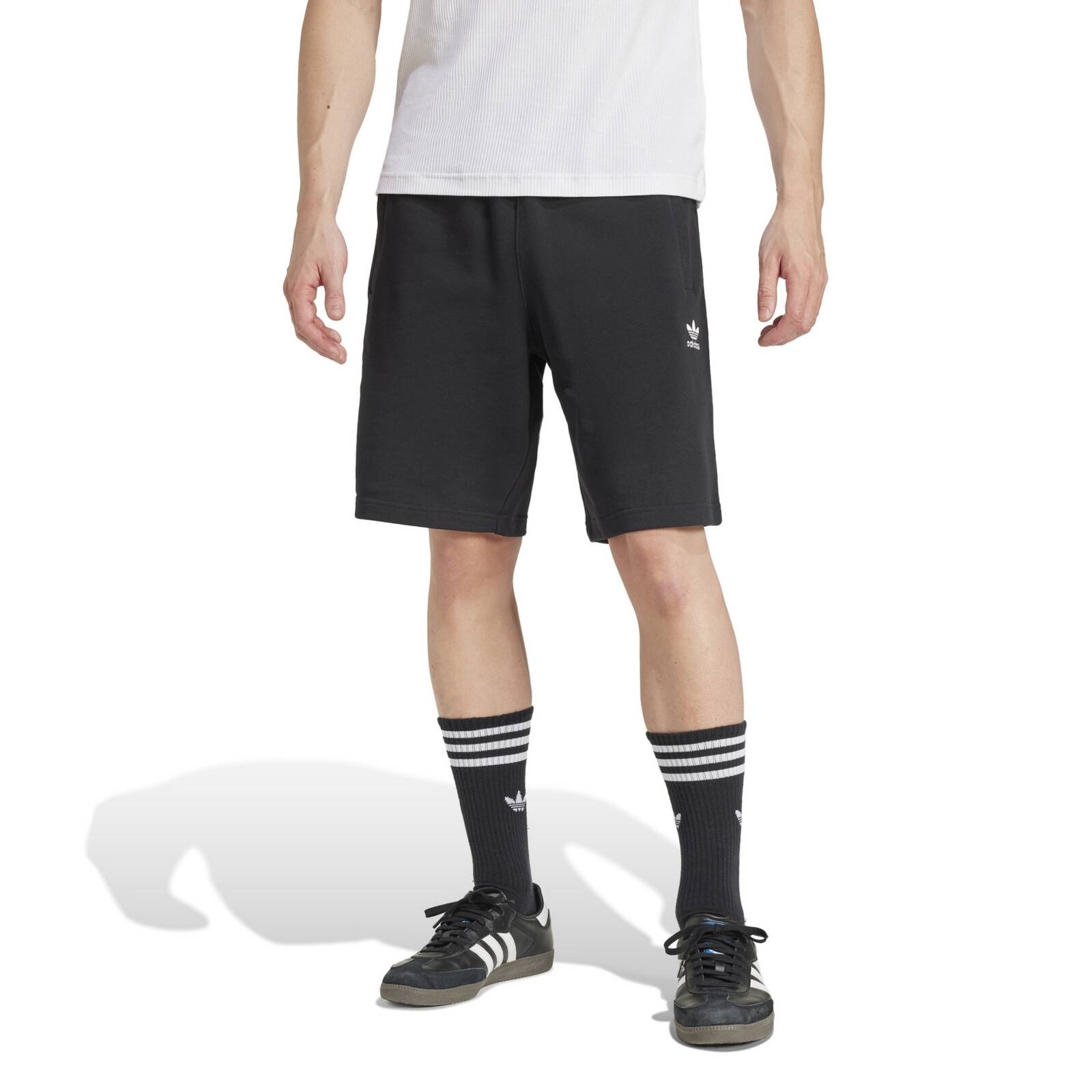 Spodenki dresowe m�skie adidas ESSENTIALS czarne IY8520
