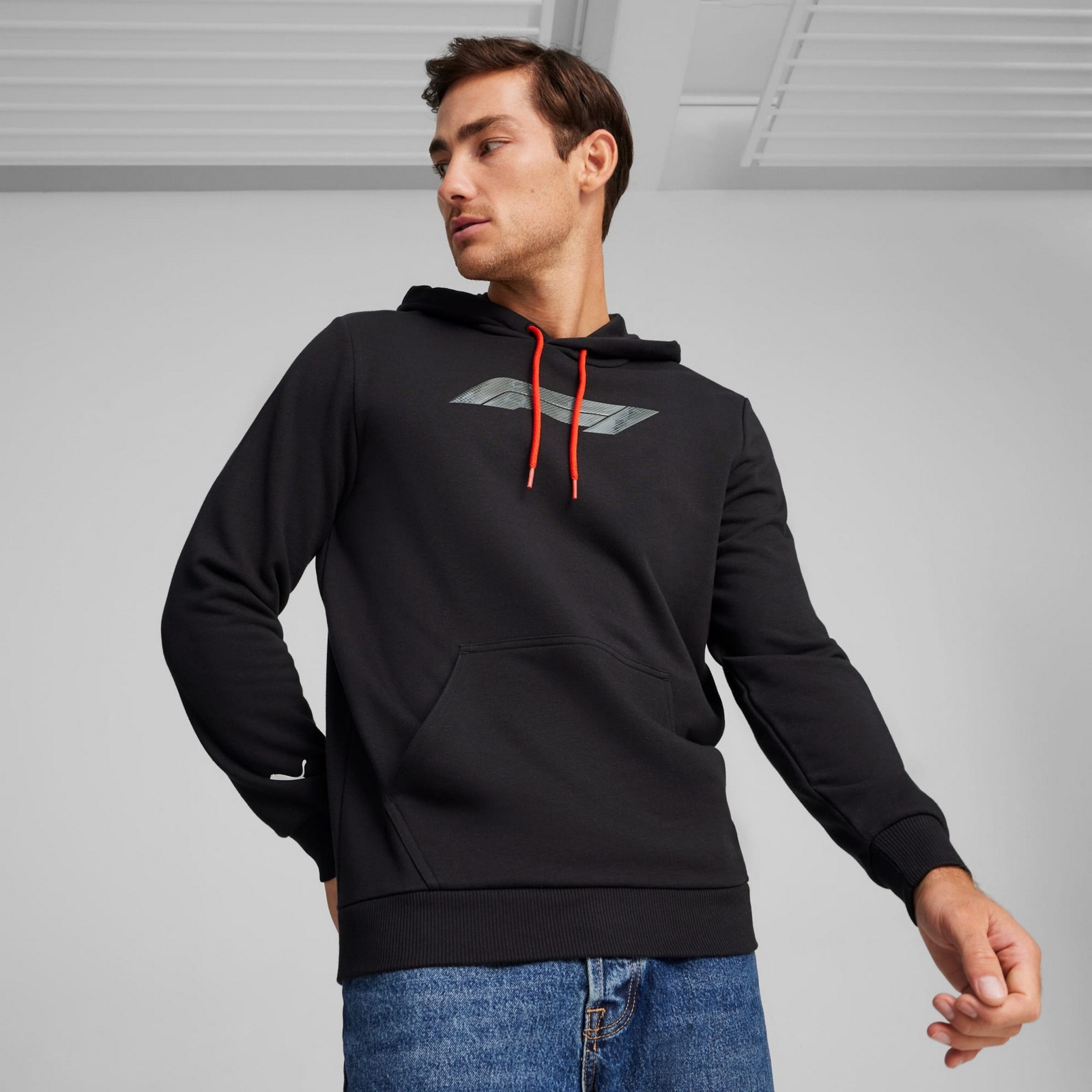 Bluza z kapturem mska Puma F1 LOGO GRAPHIC czarna 62569301