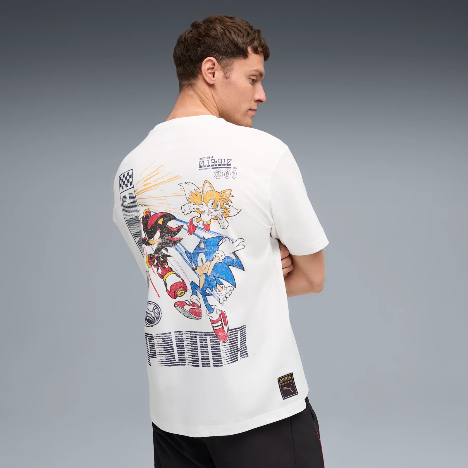 Koszulka m�ska Puma X SONIC RELAXED GRAPHIC bia�a 63240602