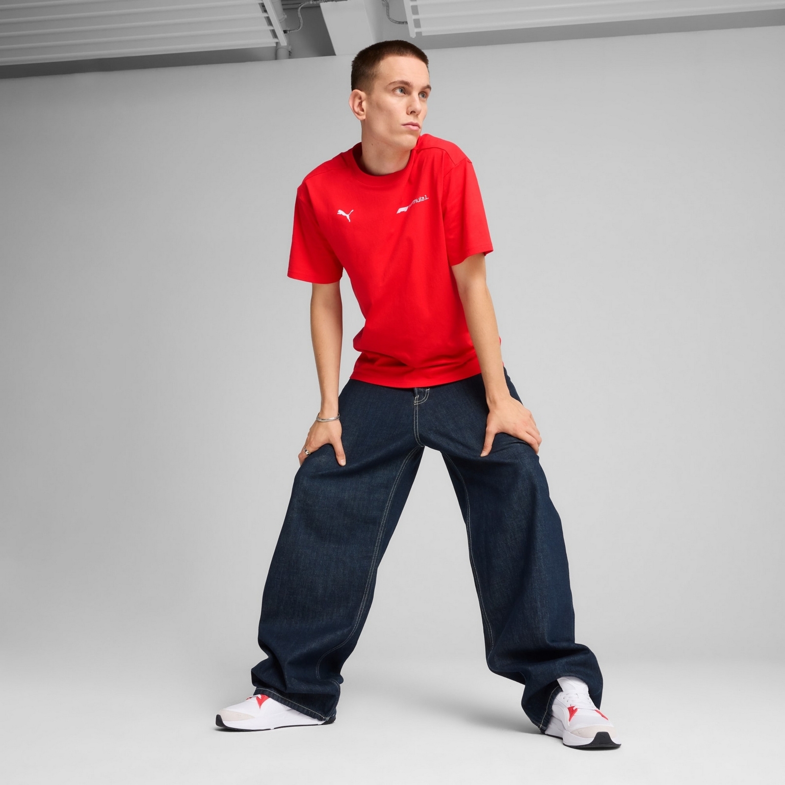 Koszulka m�ska Puma F1 ESS+ GRAPHIC czerwona 63012203