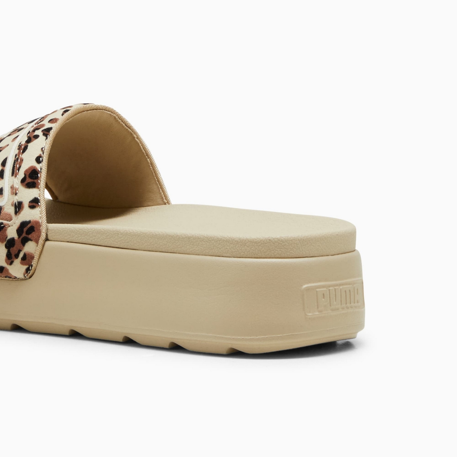 Klapki damskie Puma KARMEN brązowe 39540101