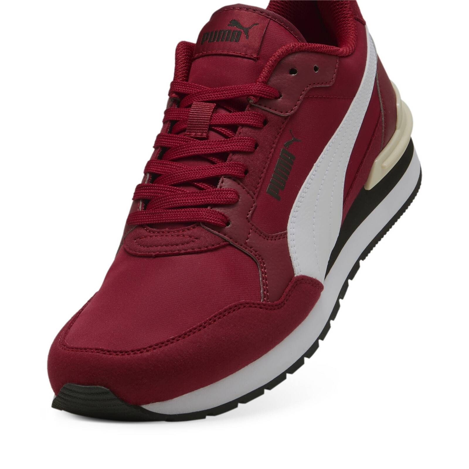 Buty sportowe mskie Puma ST RUNNER V4 NL czerwone 39906912