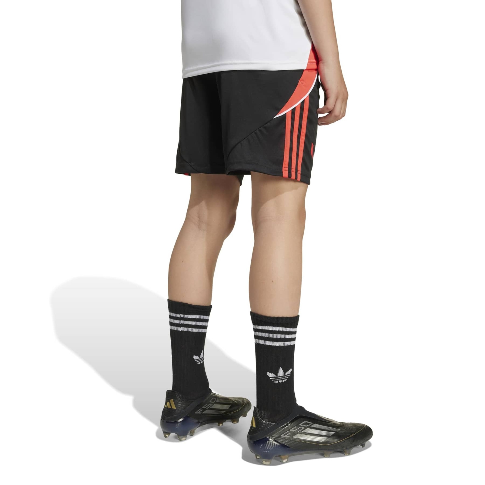 Spodenki pikarskie dziecice adidas MESSI czarne JY9527