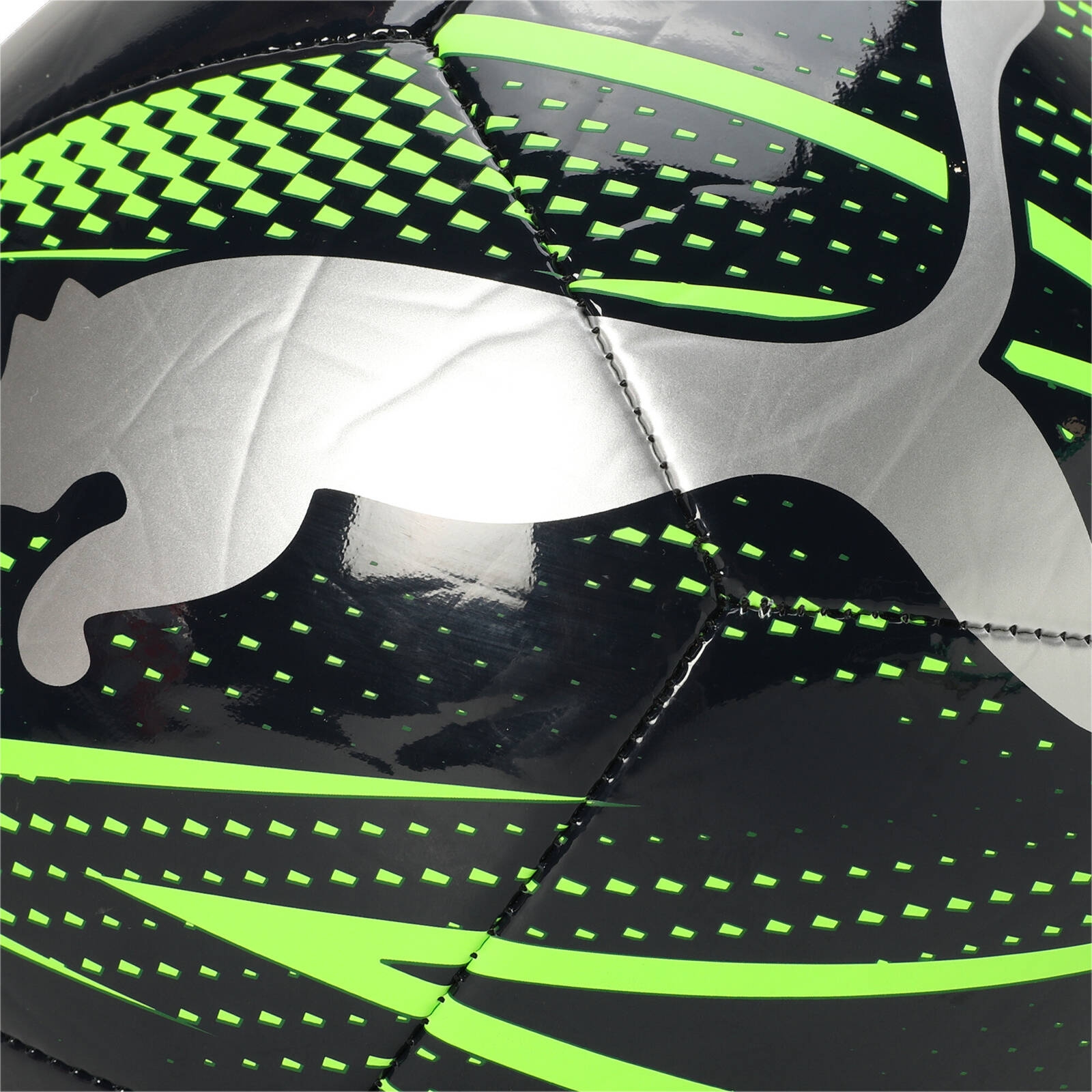 Pika unisex Puma ATTACANTO GRAPHIC czarna 08407302