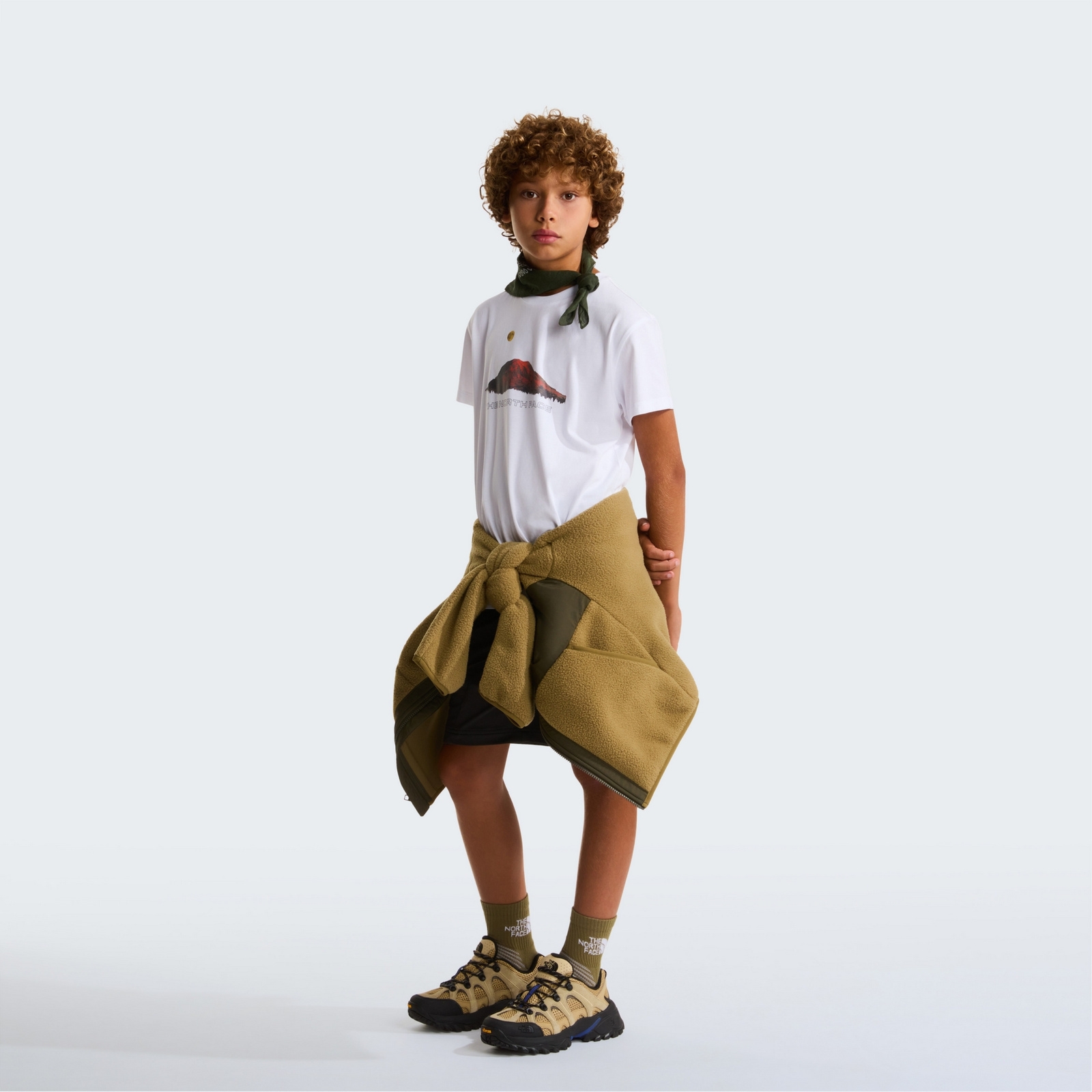 Koszulka ch�opi�ca The North Face MOUNTAIN NIGHT RELAXED bia�a NF0A8G1UFN4