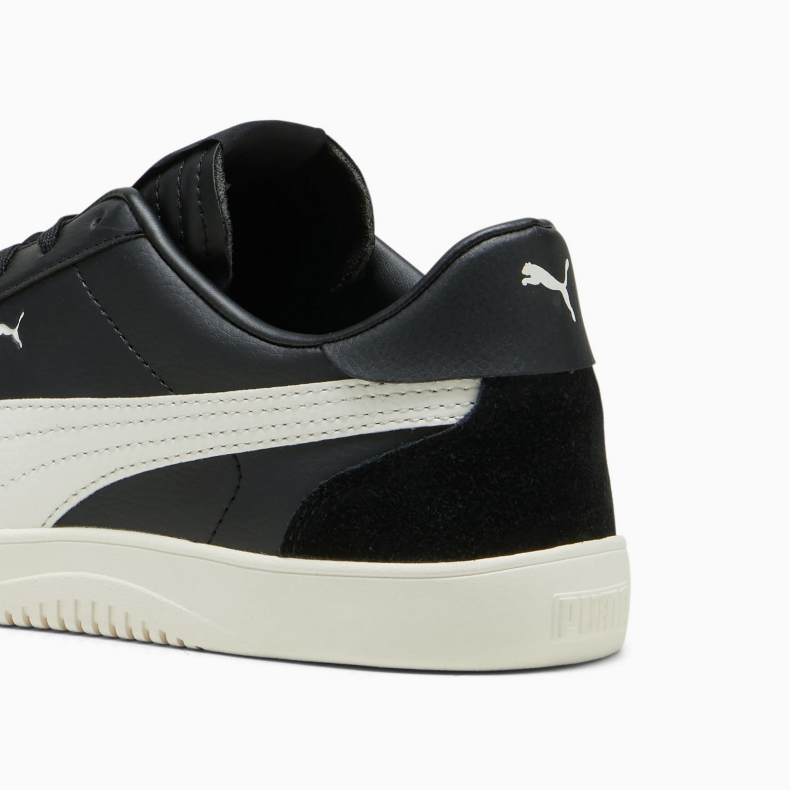Buty sportowe damskie Puma CLUB 5V5 SD czarne 39510402