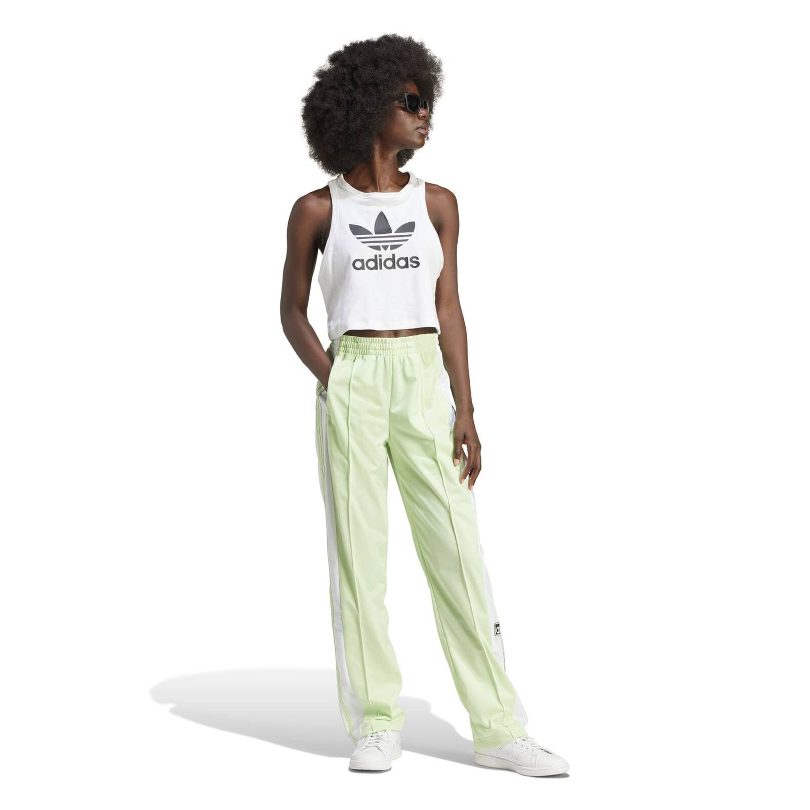 Spodnie dresowe damskie adidas ADIBREAK zielone IP0626