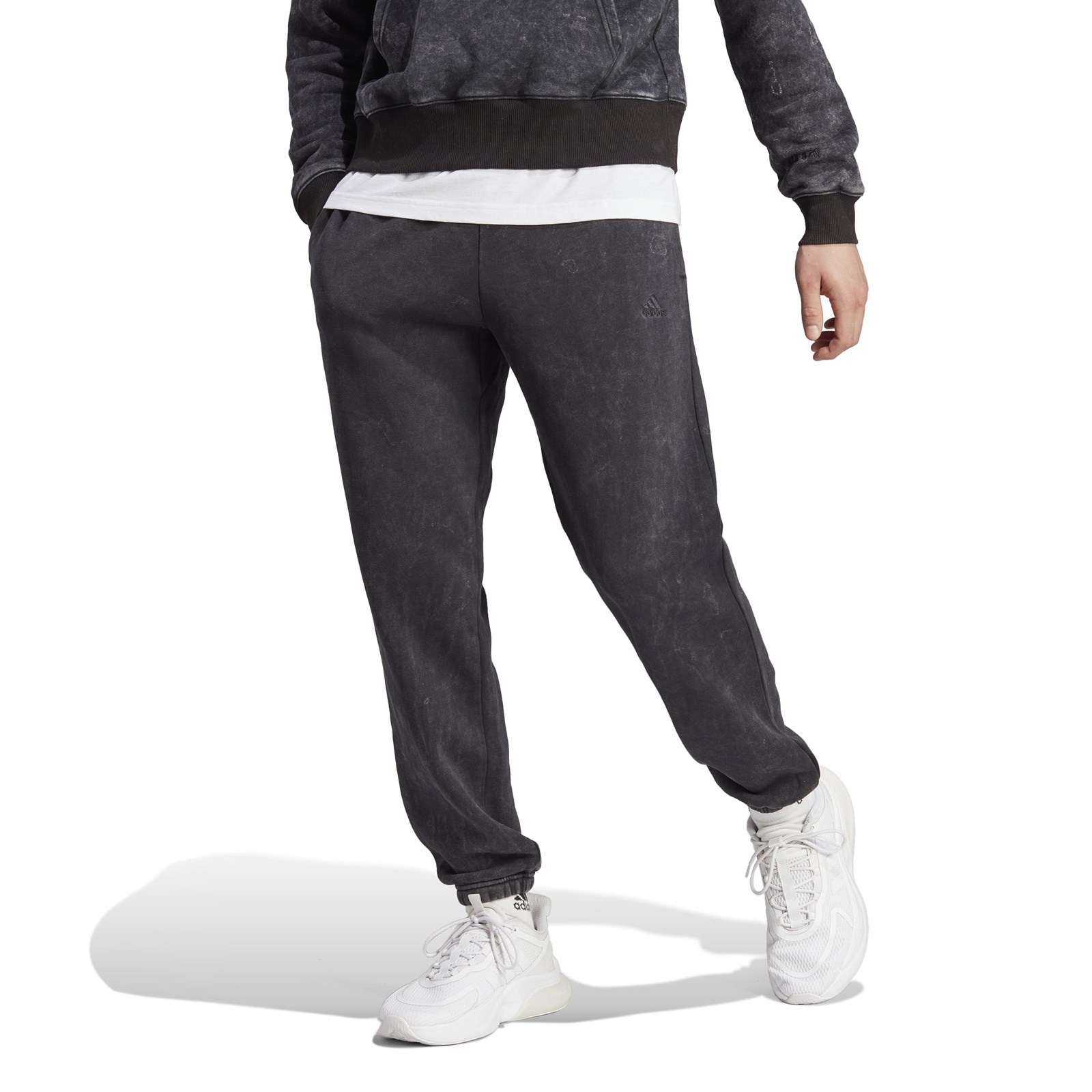 Spodnie dresowe mskie adidas ALL SZN GARMENT czarne IJ6932