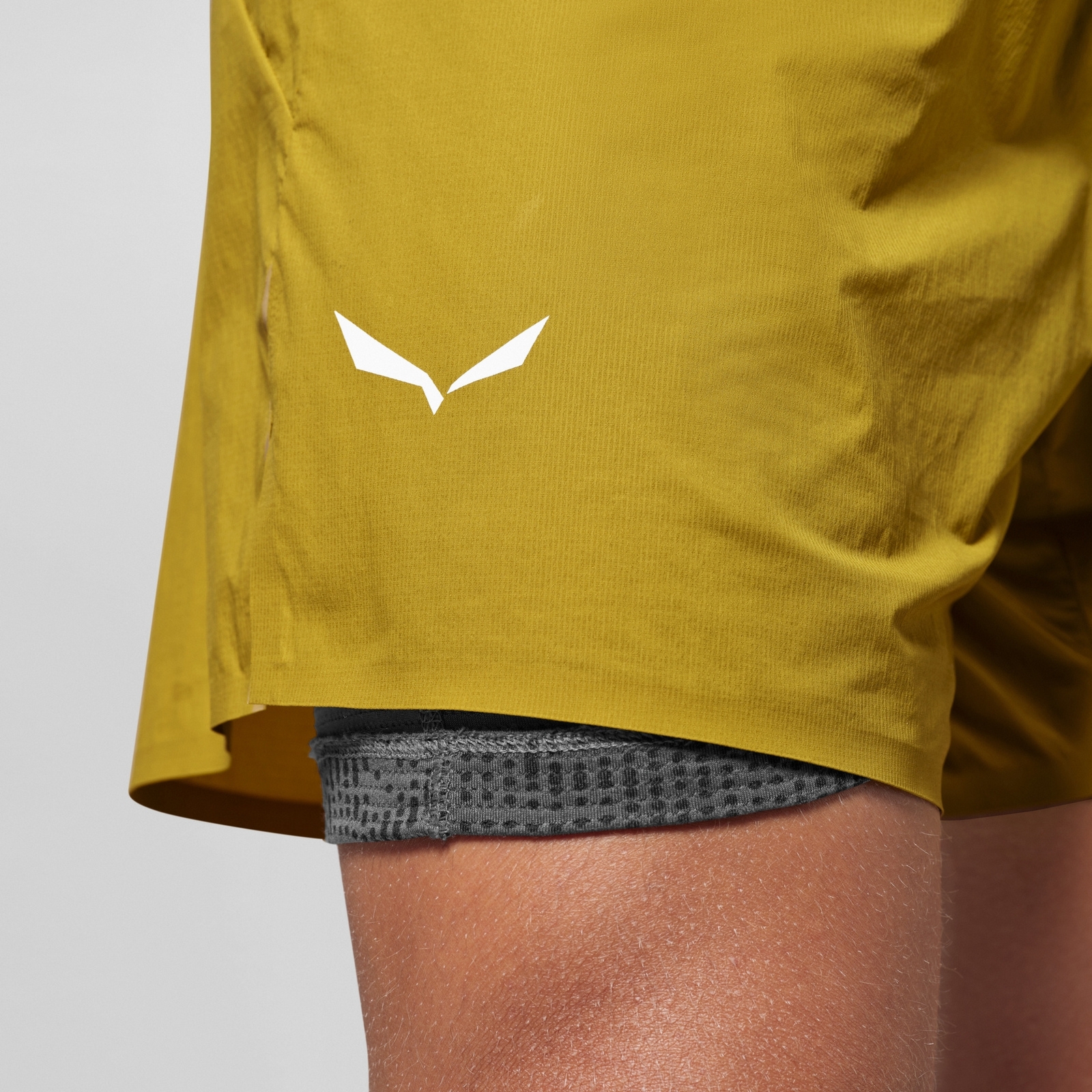 Spodenki trekkingowe m�skie Salewa PEDROC 2IN1 ��te 00-0000029308_5B11