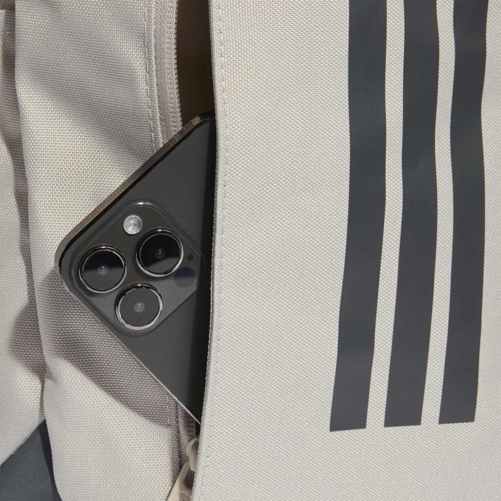 Plecak miejski unisex adidas POWER VIII be�owy KE3779