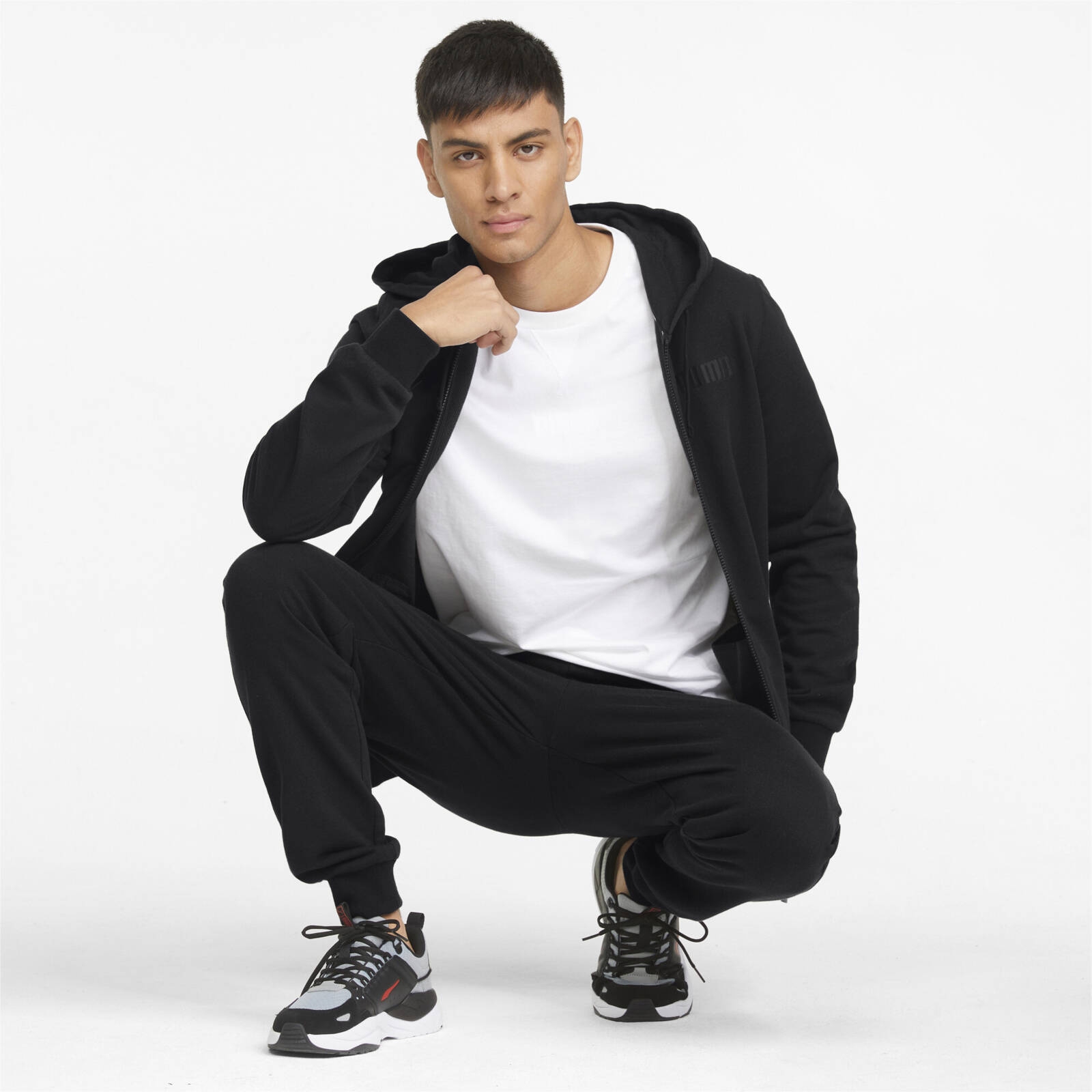 Spodnie dresowe mskie Puma MODERN BASICS TR CL czarne 84759801