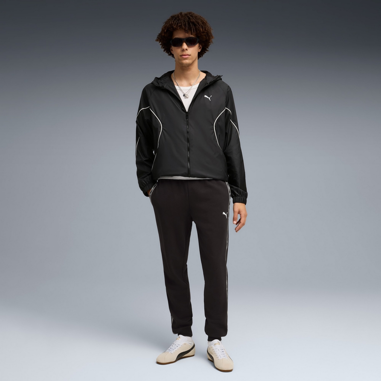 Spodnie dresowe m�skie Puma ESS TAPE TR CL czarne 69169501