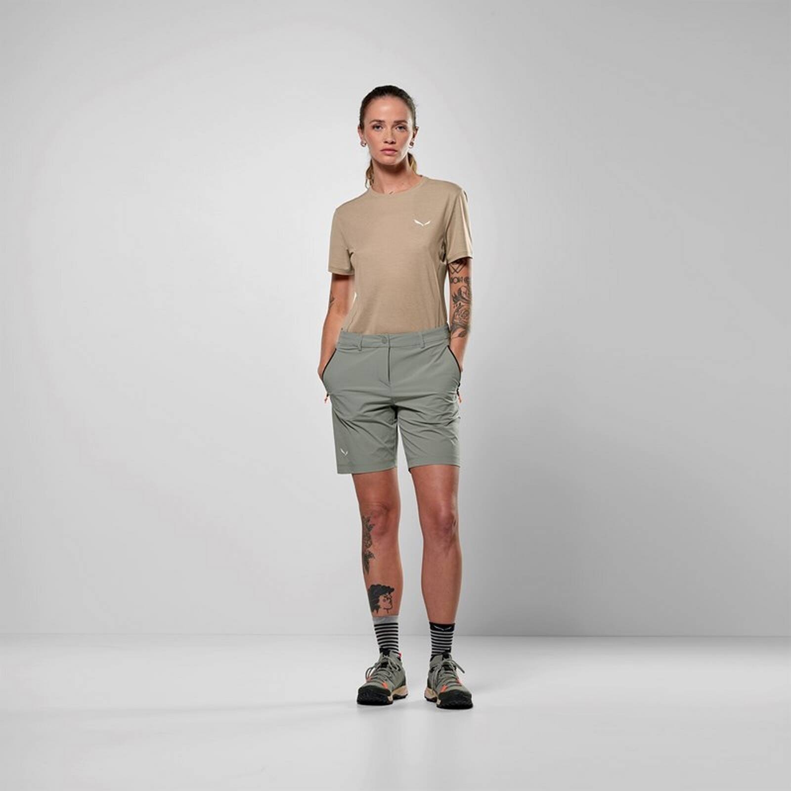 Spodenki trekkingowe damskie Salewa PUEZ TALVENA szare 00-0000028819_5130