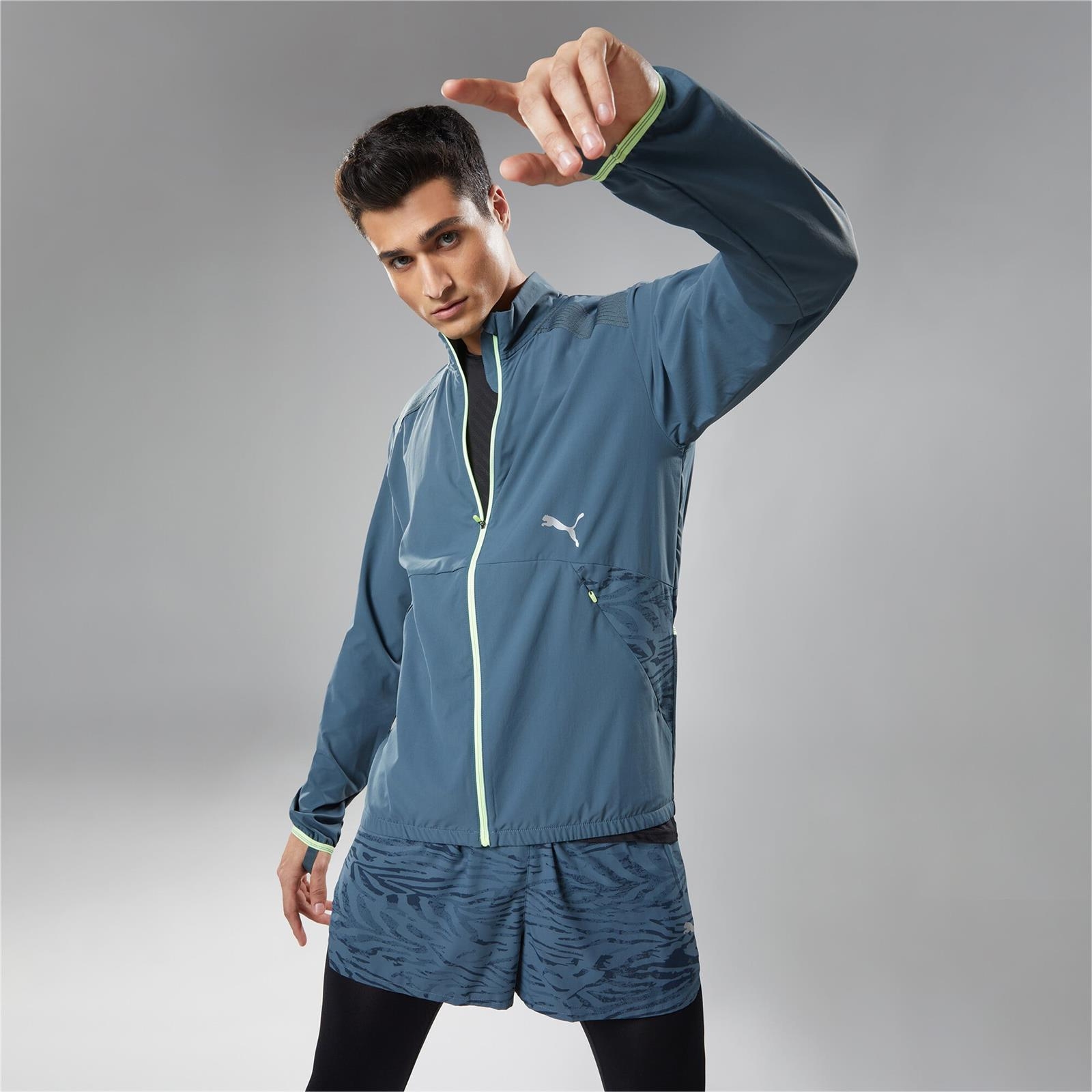 Kurtka mska Puma Run Ultraweave szara 52139742