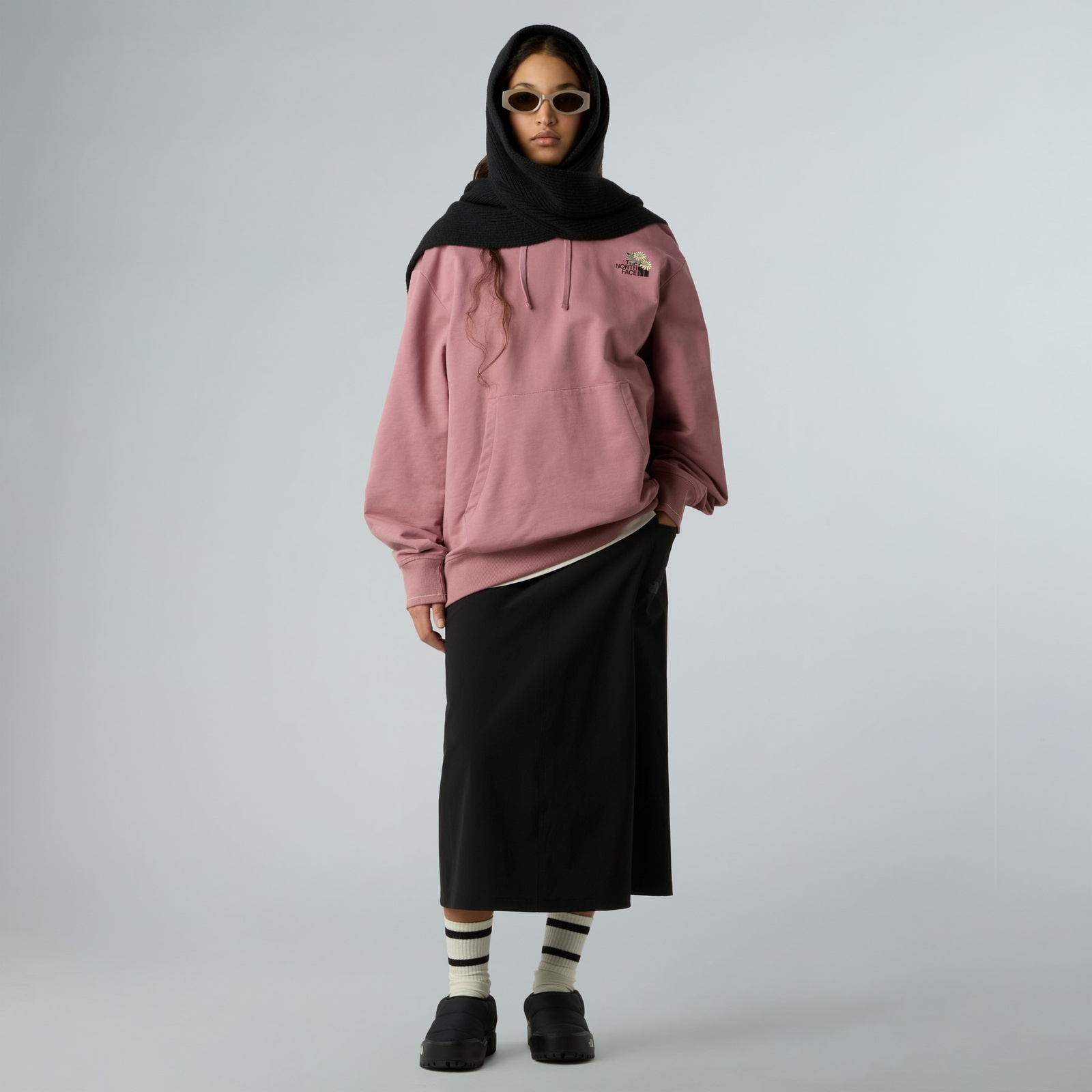 Bluza z kapturem unisex The North Face FLOWER DOME RELAXED różowa NF0A8EGZHCS