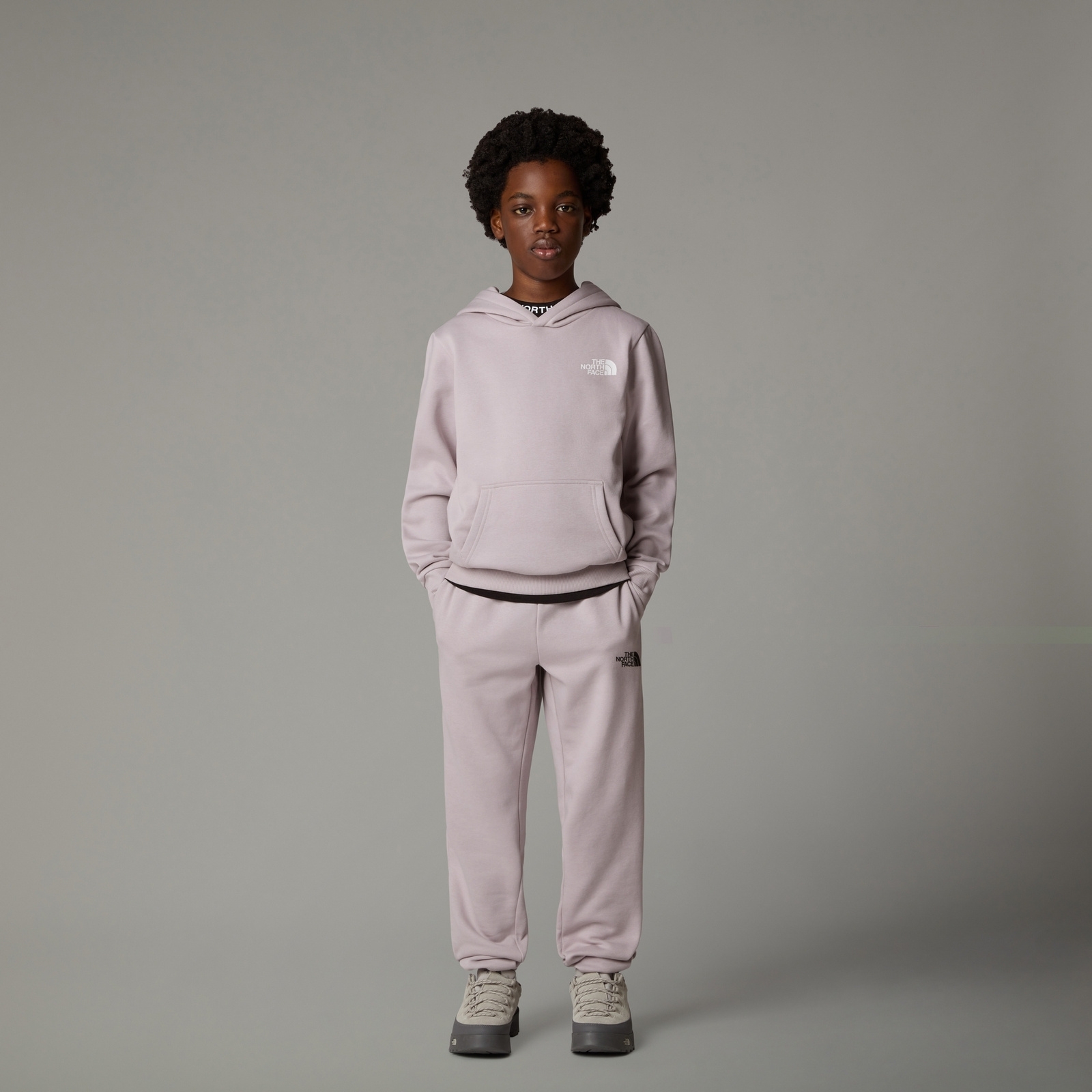Spodnie dresowe dziecięce The North Face TEEN różowe NF0A8BHT1OA
