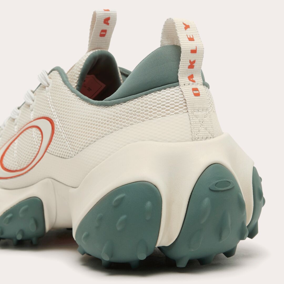 Buty sportowe męskie Oakley EDGE FLEX beżowe FOF100538-68S