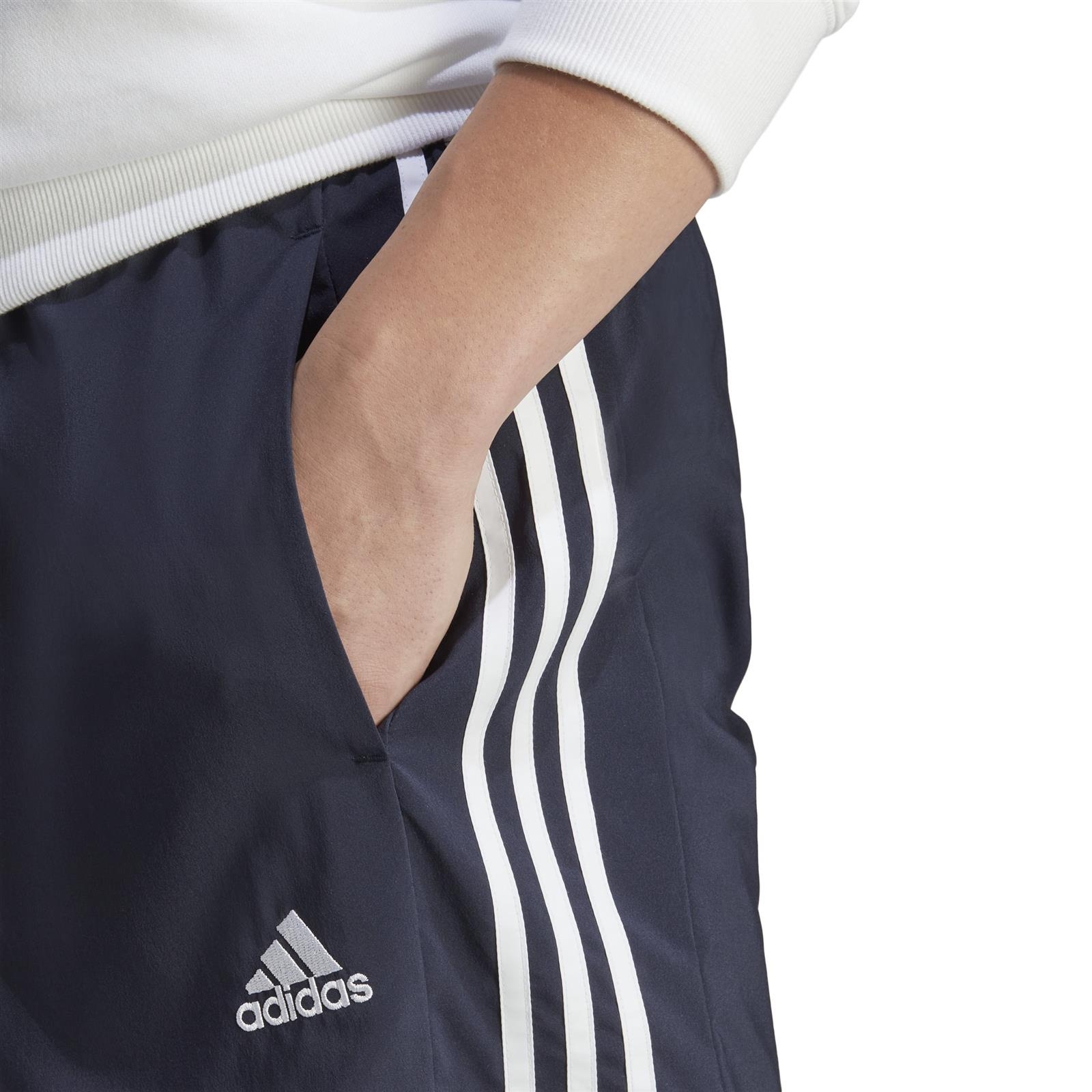 Spodenki mskie adidas Essentials Chelsea 3-Stripes granatowe IC1485