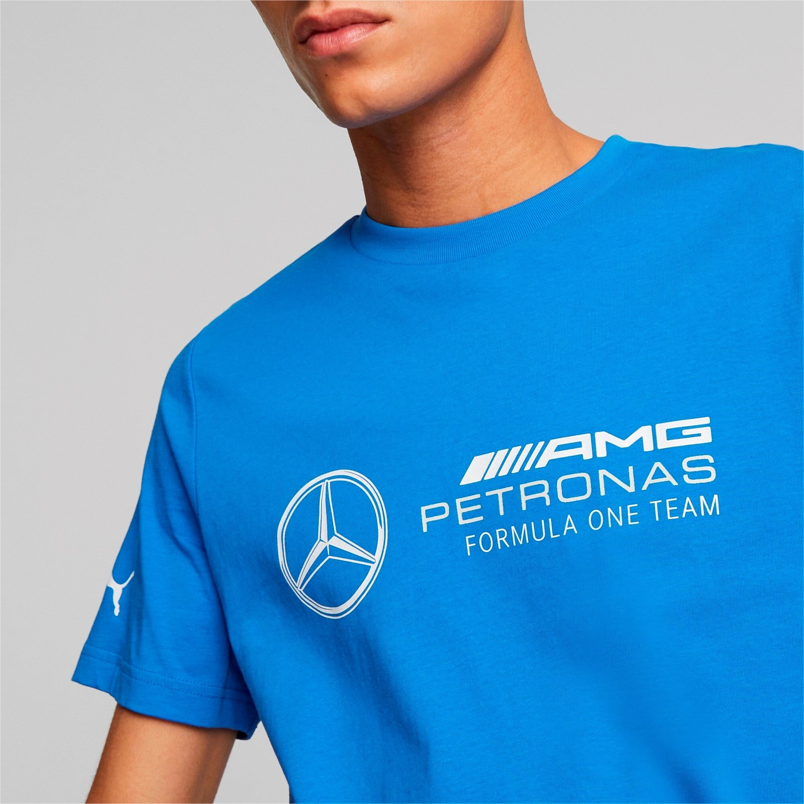 Koszulka mska Puma MAPF1 ESS LOGO niebieska 62116508
