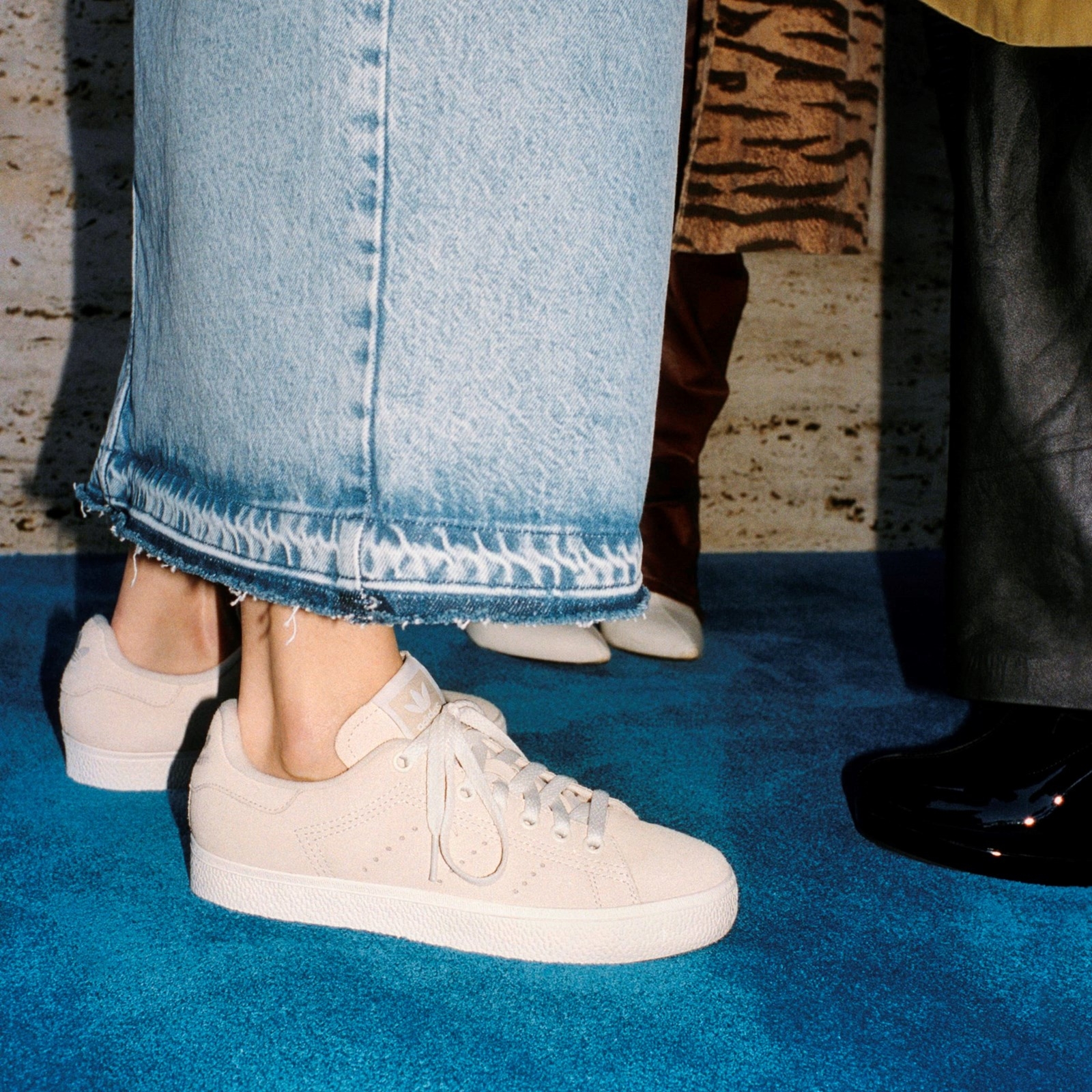 Buty sportowe damskie adidas STAN SMITH CS beowe IG0344