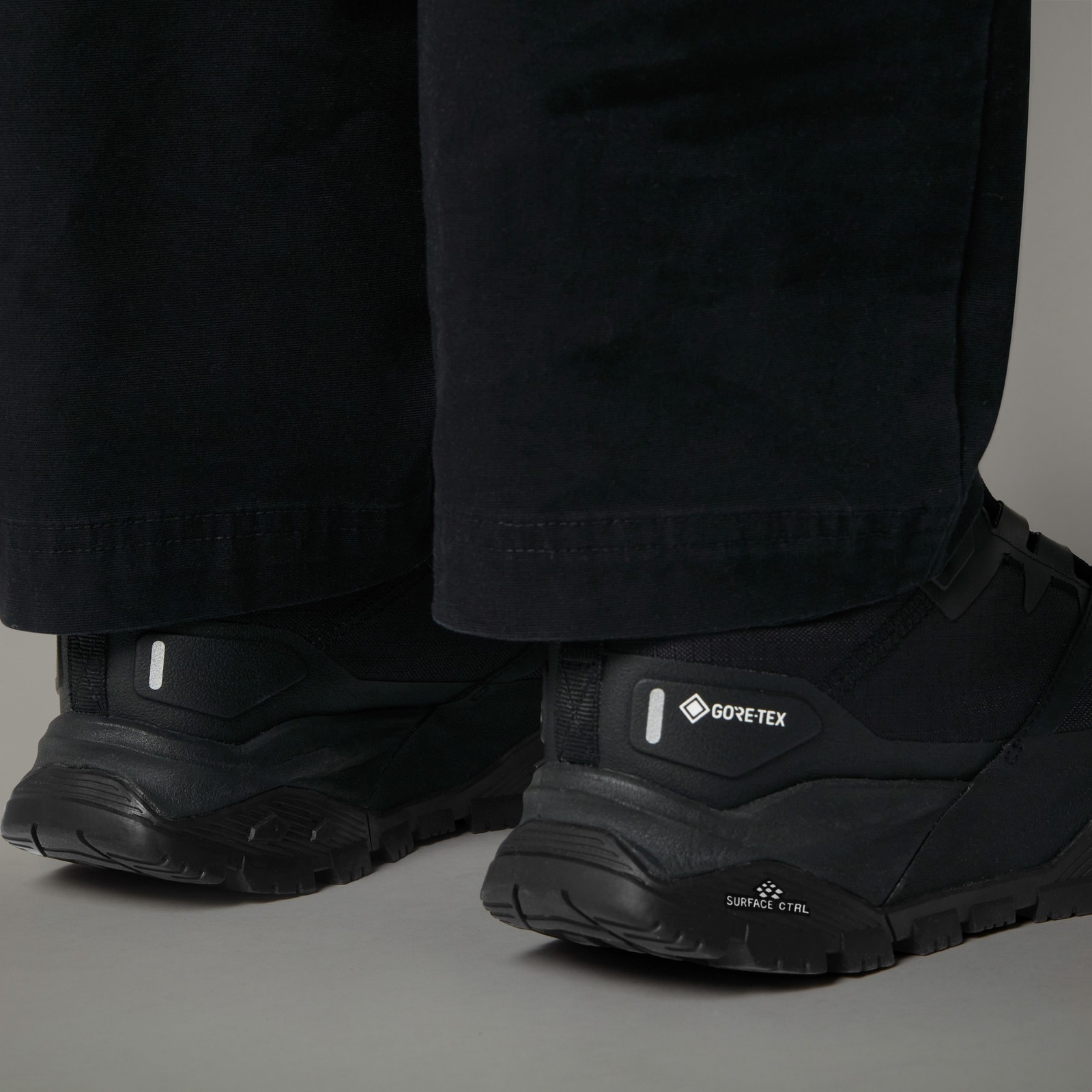 Buty turystyczne damskie The North Face OFFTRAIL czarne NF0A8AEHKY4