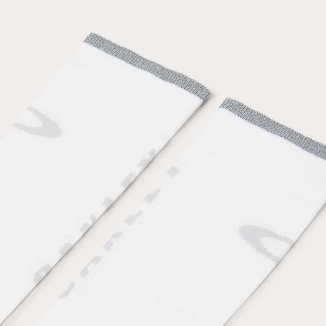 Skarpety rowerowe Oakley CADENCE 2.0 bia�e FOS902106-100