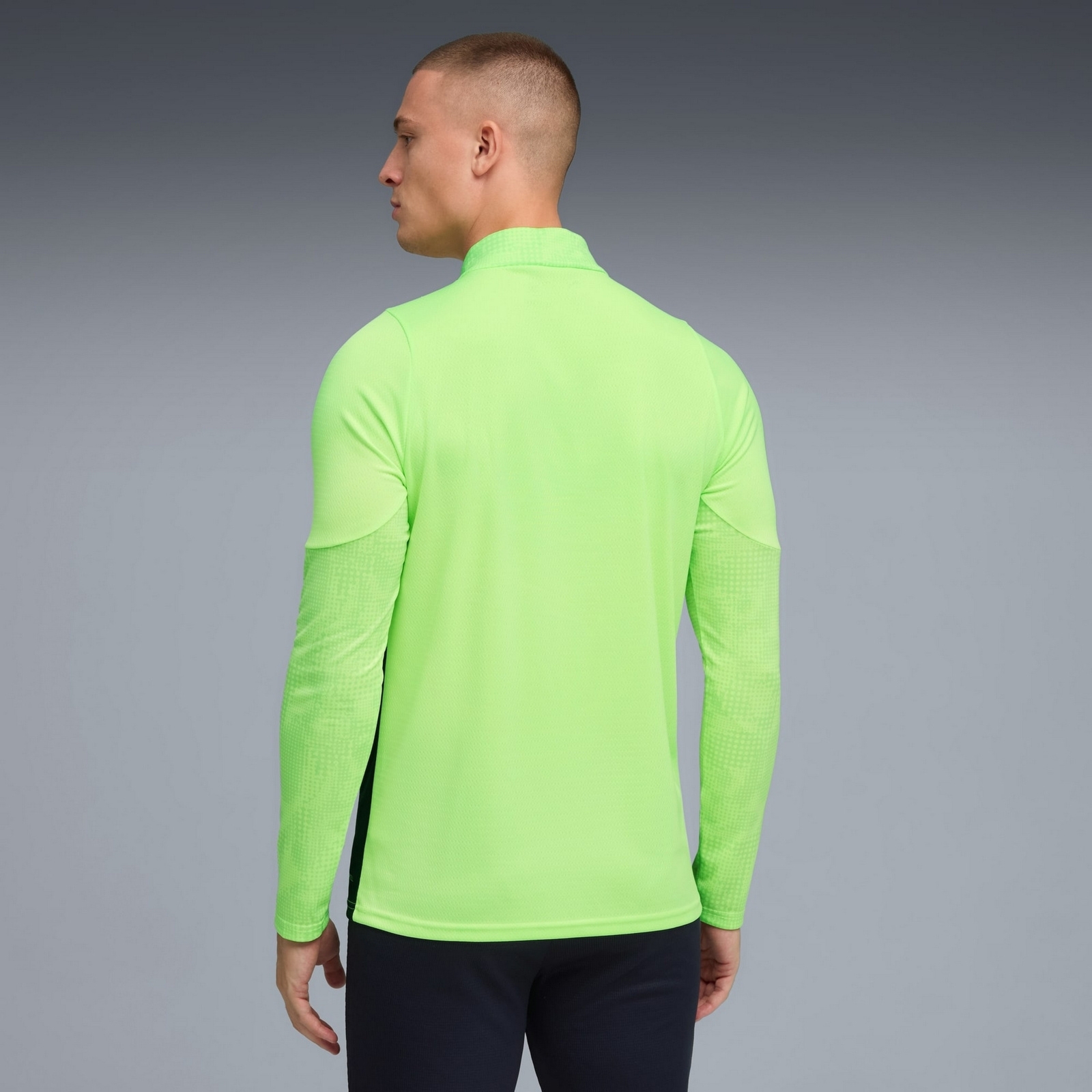 Bluza treningowa m�ska Puma MCFC TRAINING 1/4 ZIP zielona 78199916