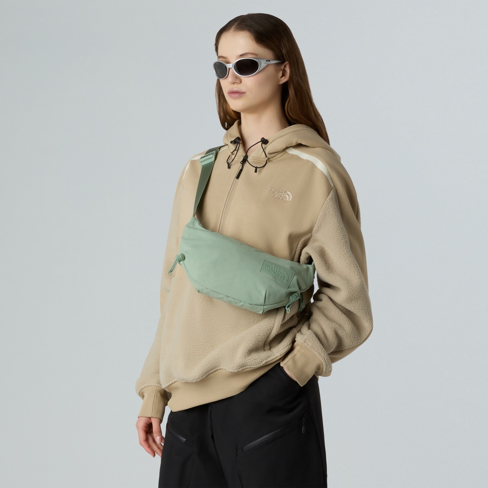 Torebka damska The North Face NEVER STOP zielona NF0A81DSBQ1