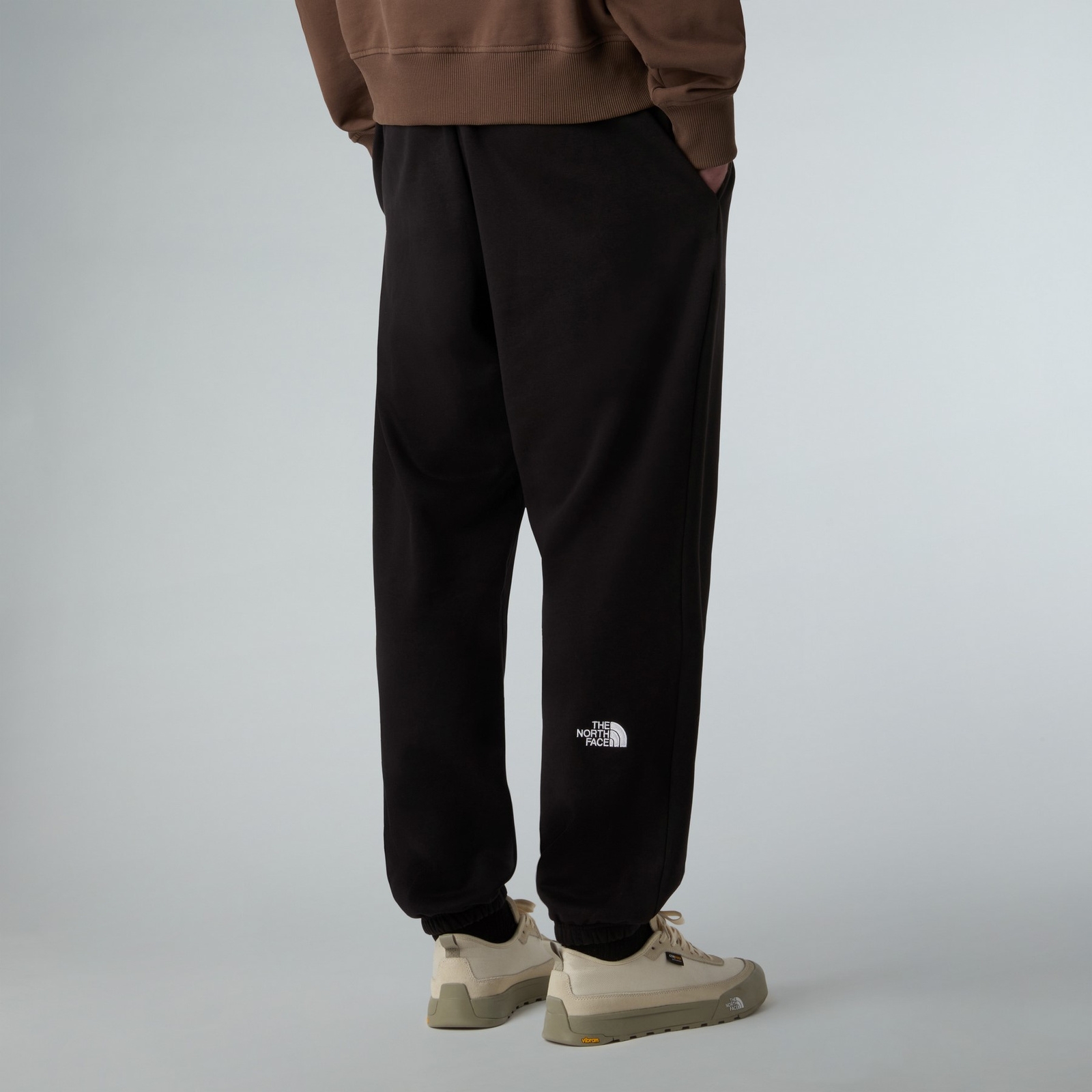 Spodnie dresowe mskie The North Face ESSENTIAL czarne NF0A8C1FJK3