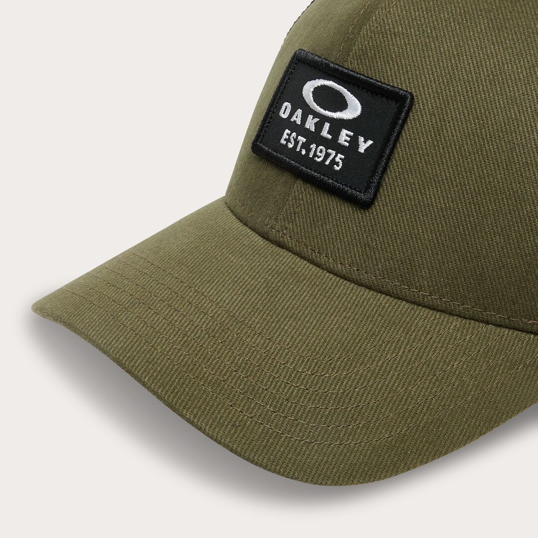 Czapka z daszkiem unisex Oakley PATCH TRUCKER zielona FOS901083-86L