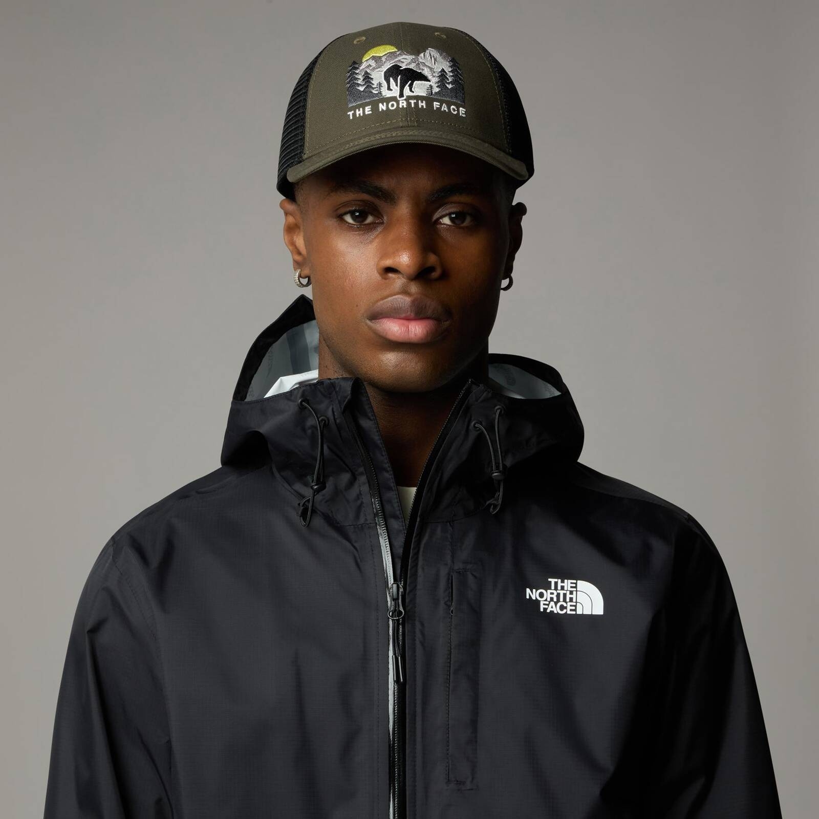 Czapka z daszkiem unisex The North Face EMBROIDERED MUDDER TRUCKER zielona NF0A7WH3YHO