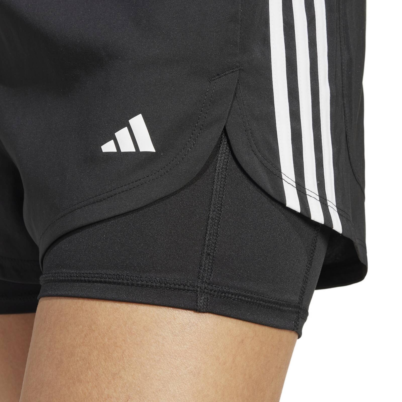 Spodenki treningowe damskie adidas 2-IN-1 PACER czarne JJ3116