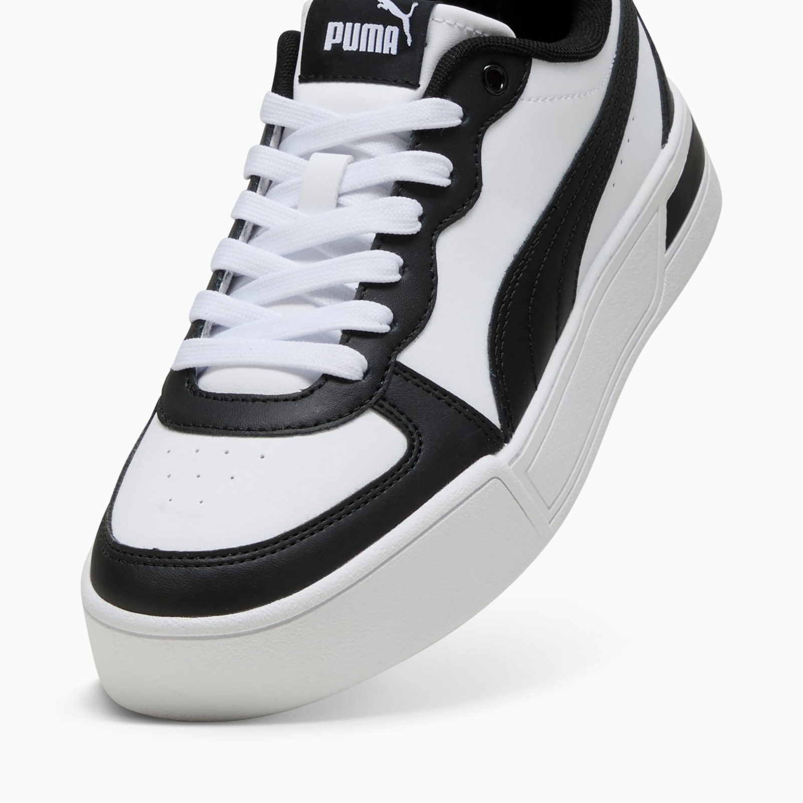 Buty sportowe damskie Puma SKYE WHISPER bia�e 37476425