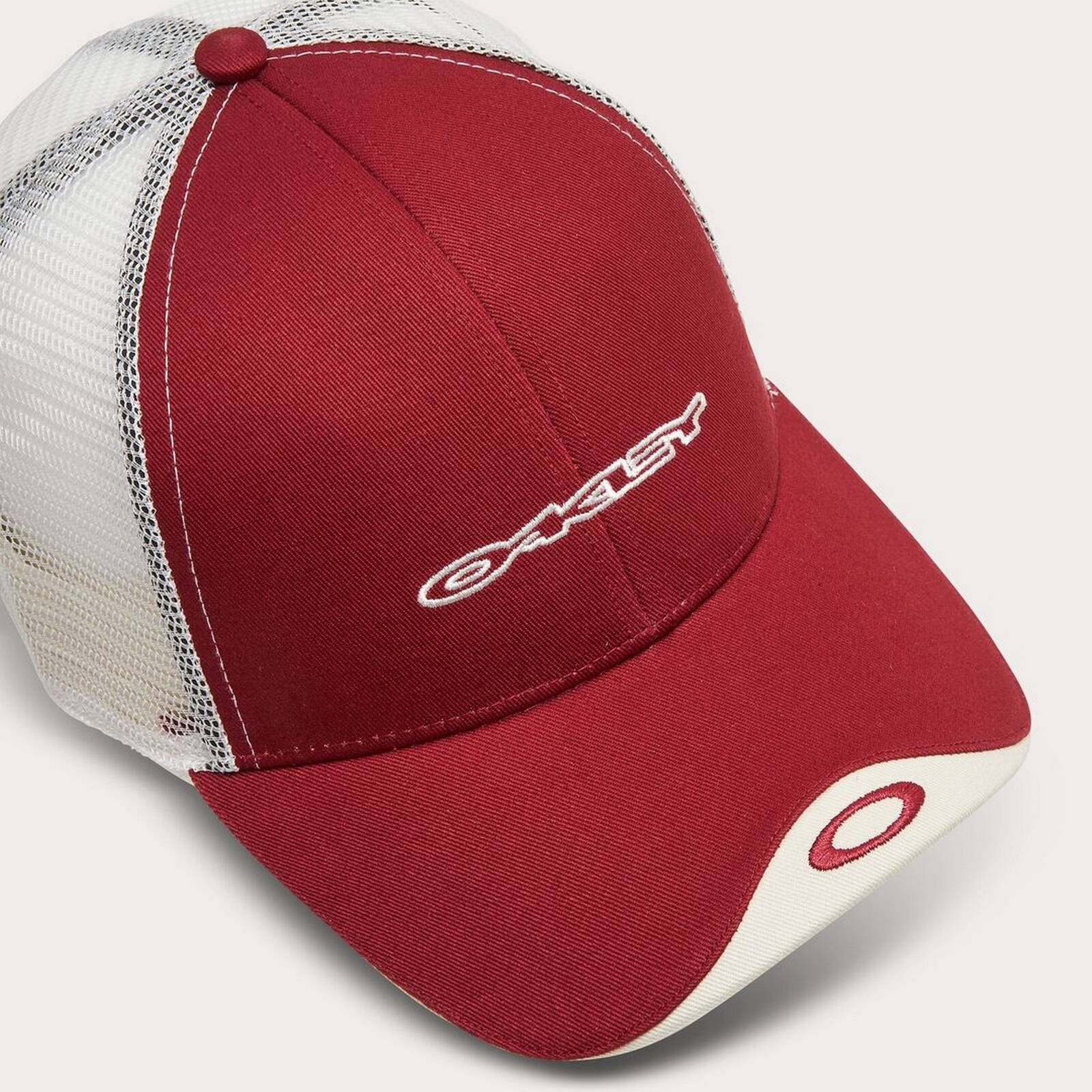 Czapka z daszkiem unisex Oakley CLASSIC TRUCKER bordowa FOS901343-80U