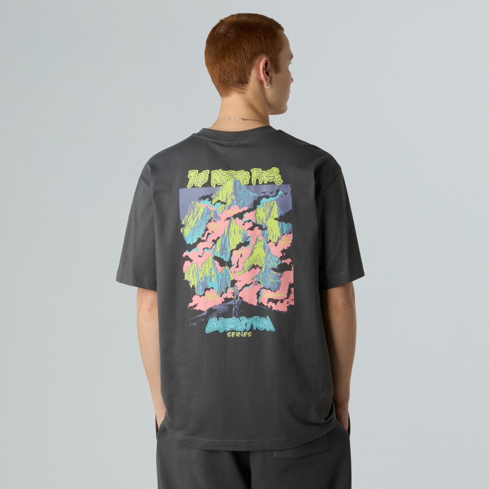 Koszulka unisex The North Face EXPEDITION CELEBRATION OVERSIZED szara NF0A8E3CRHI