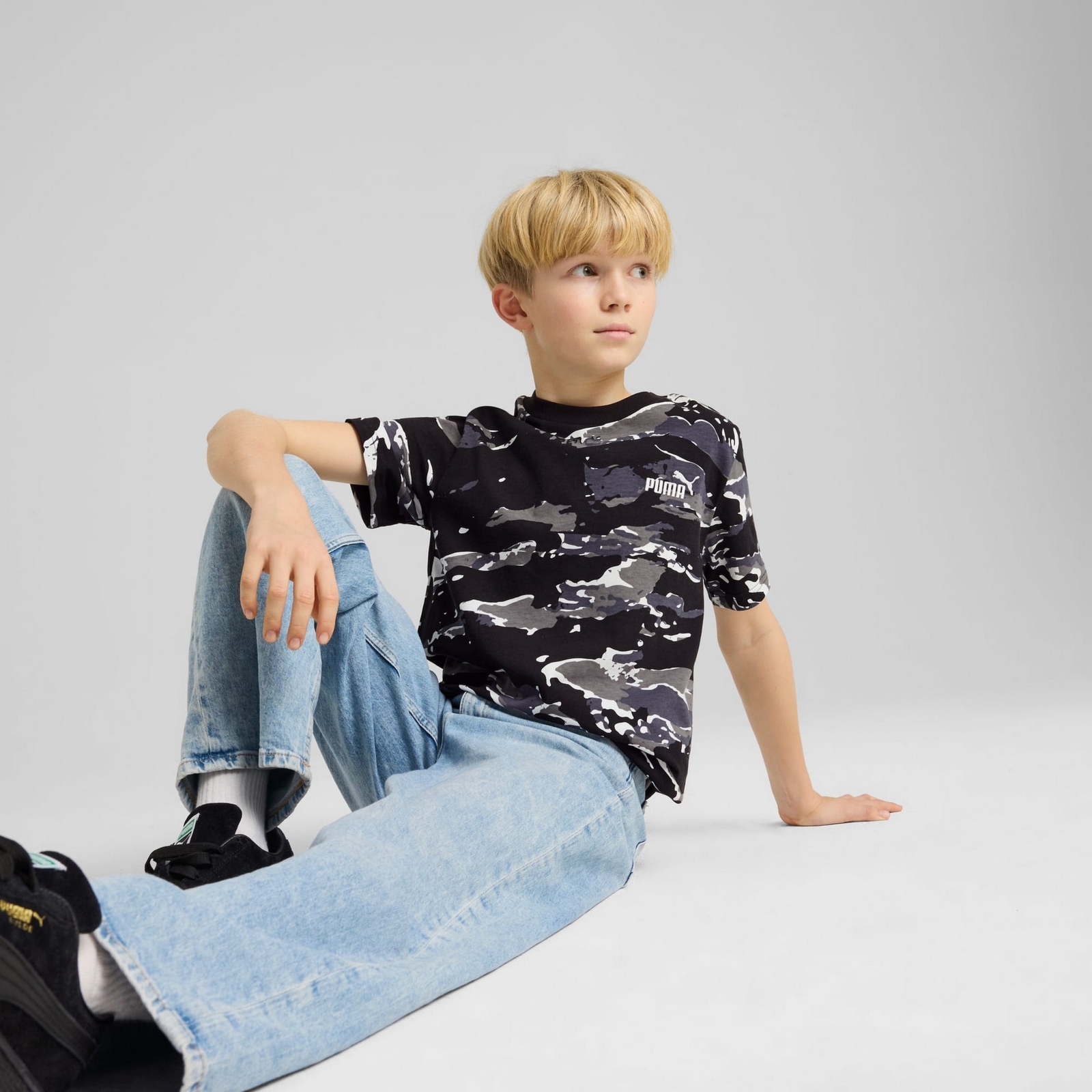 Koszulka ch�opi�ca Puma ESS CAMO AOP czarna 68513901