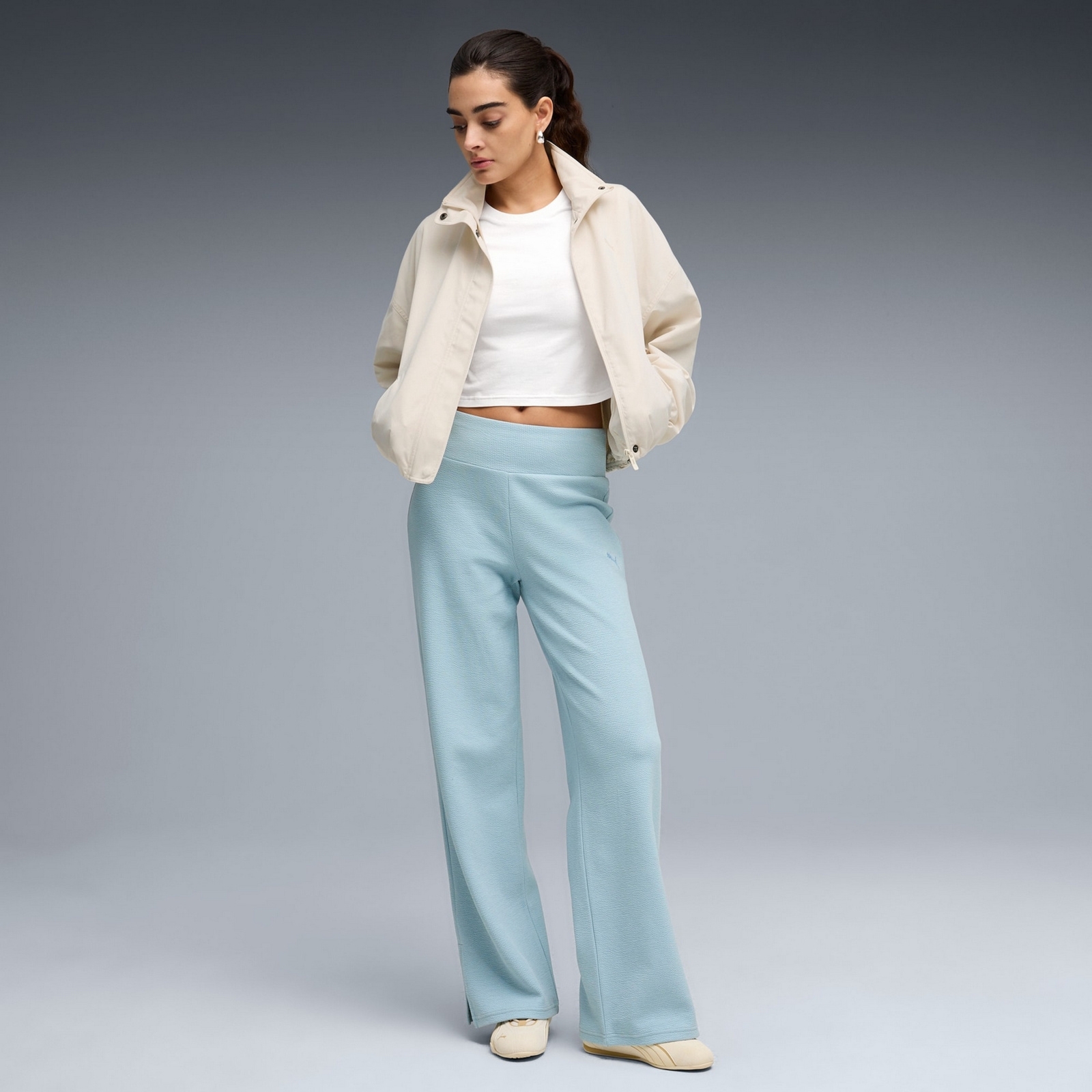 Spodnie dresowe damskie Puma ESS ELEVATED HW STRAIGHT LEG niebieskie 69181547