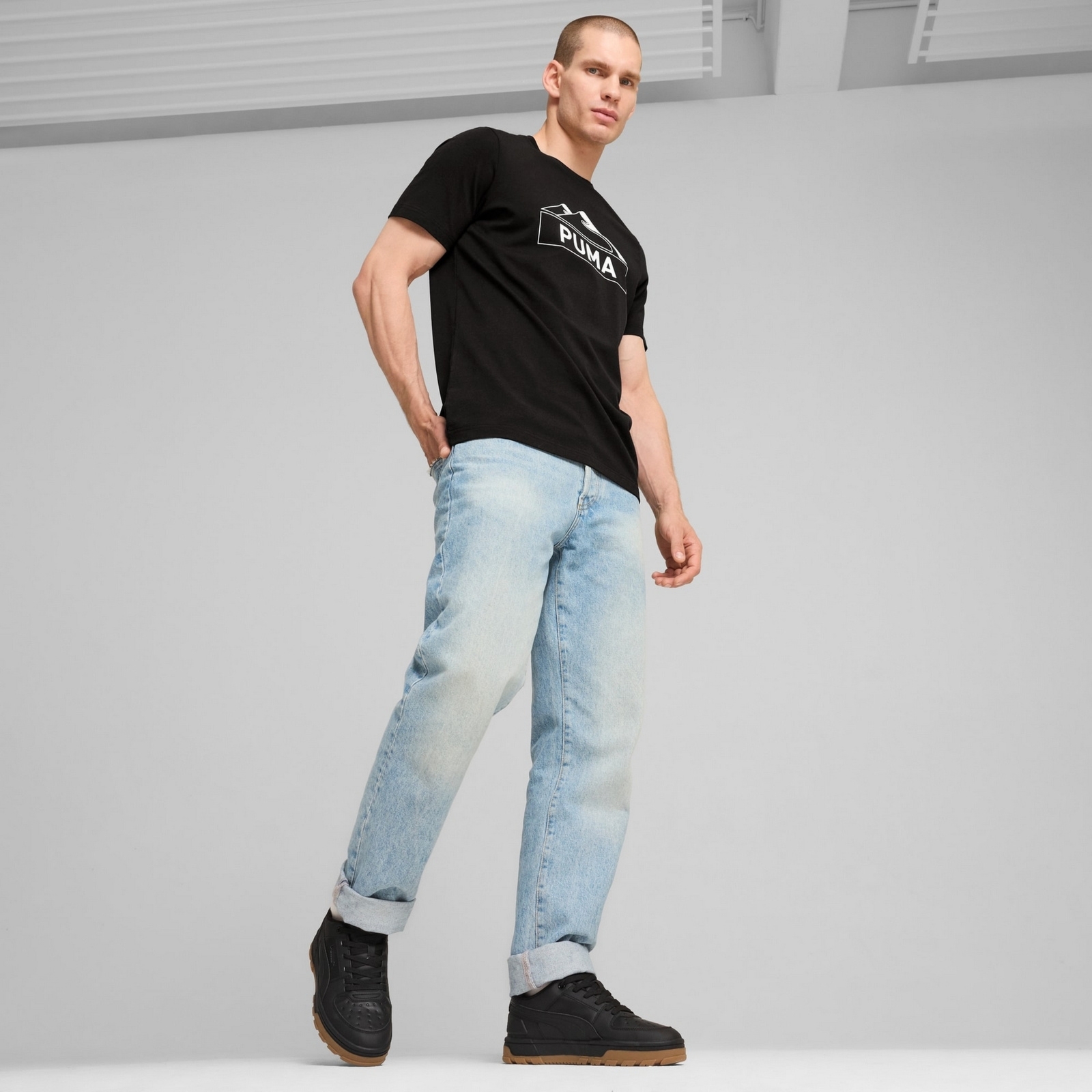 Koszulka m�ska Puma OPEN ROAD MOUNTAIN GRAPHIC czarna 68199401