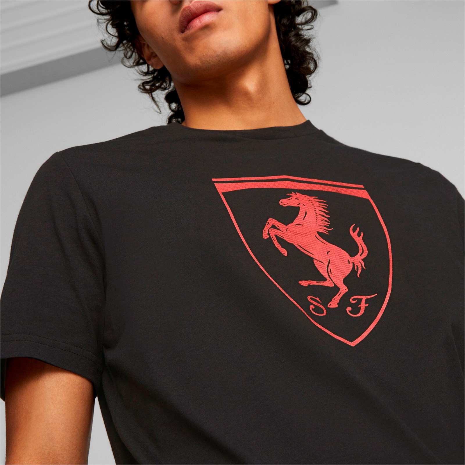 Koszulka mska Puma FERRARI RACE TONAL BIG SHIELD czarna 62095101