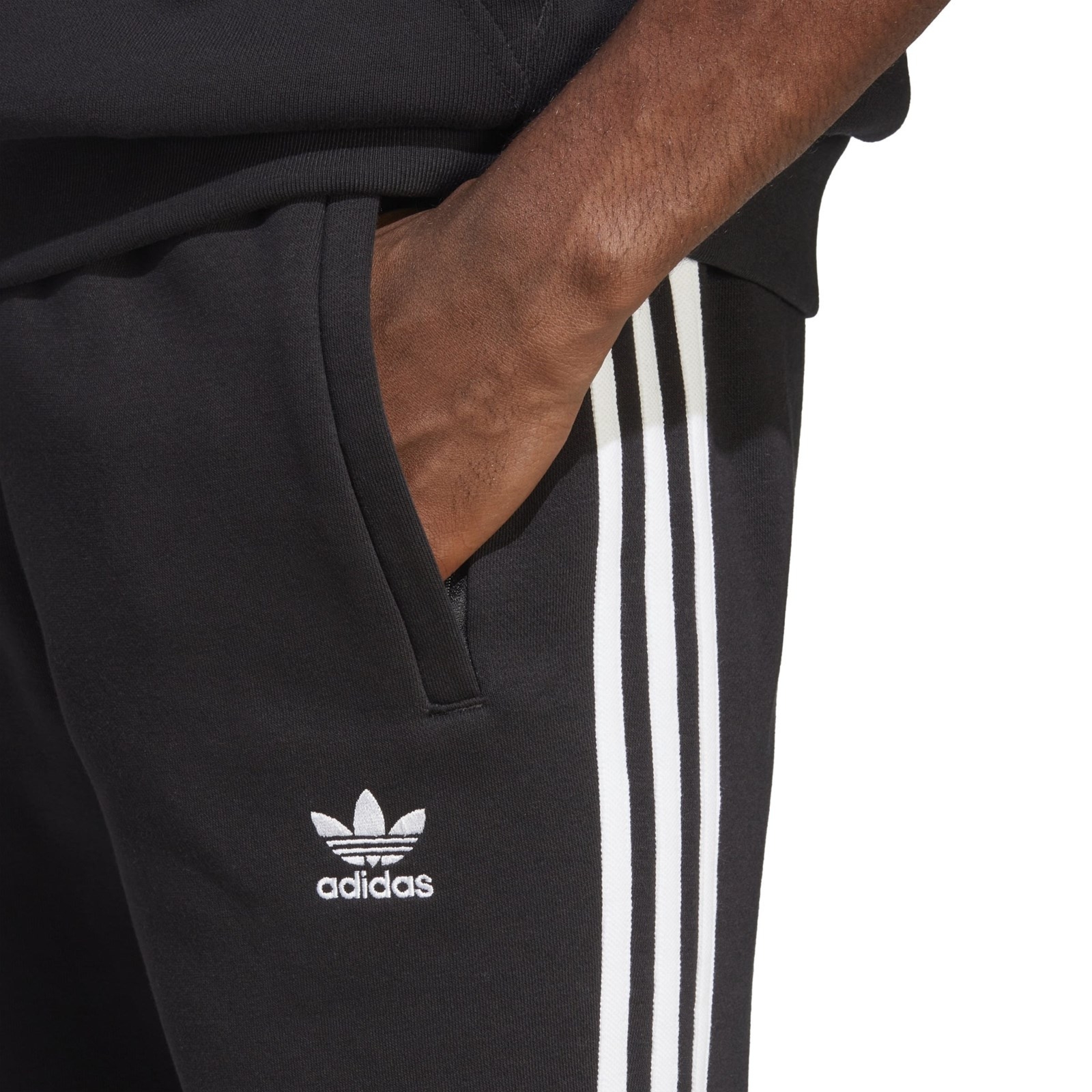 Spodnie dresowe m�skie adidas ADICOLOR CLASSICS 3-STRIPES czarne IA4794