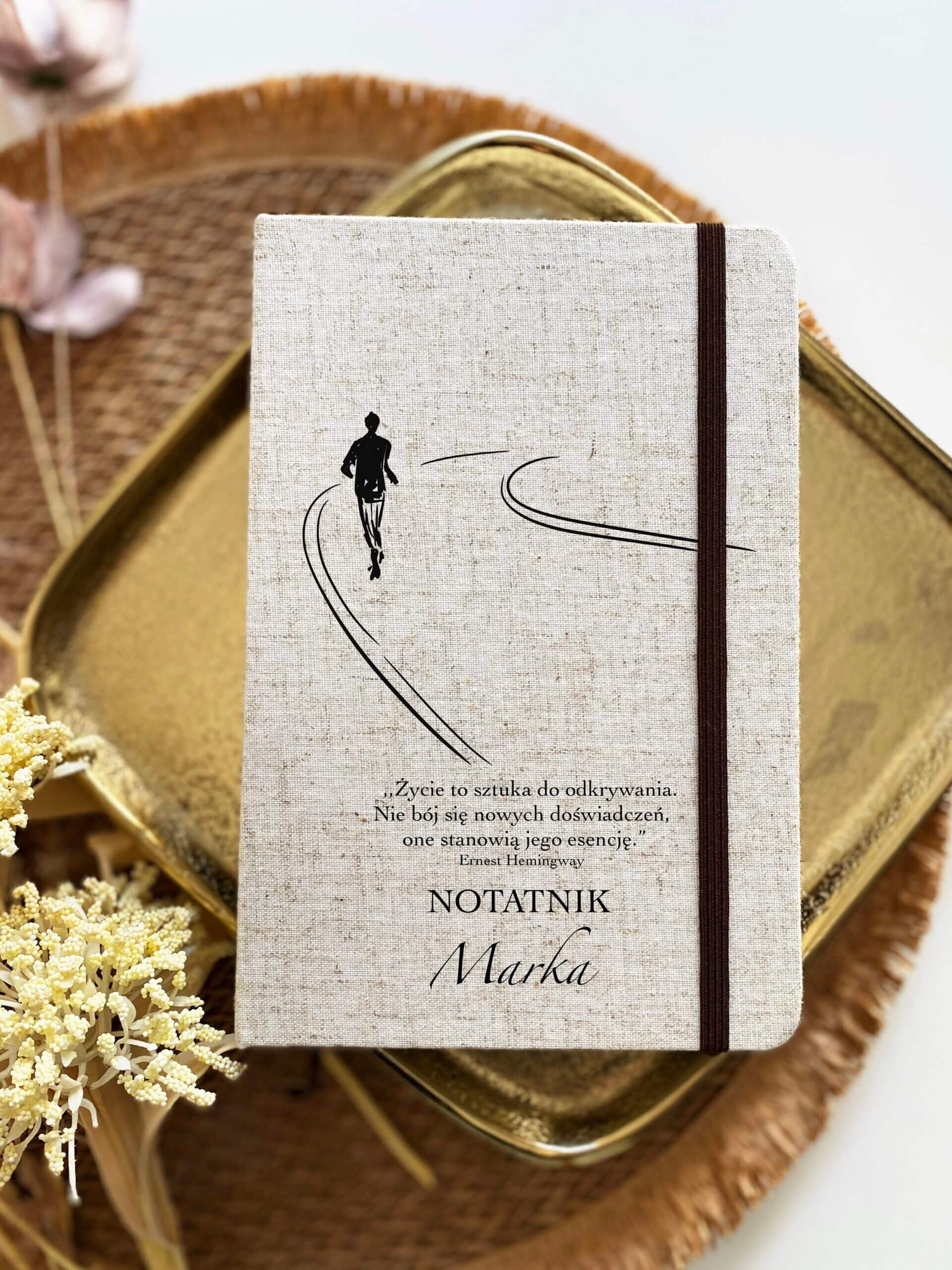 Prezent dla biegacza- personalizowany notes dla miłośnika biegania GRAFIKA Z KOBIETĄ