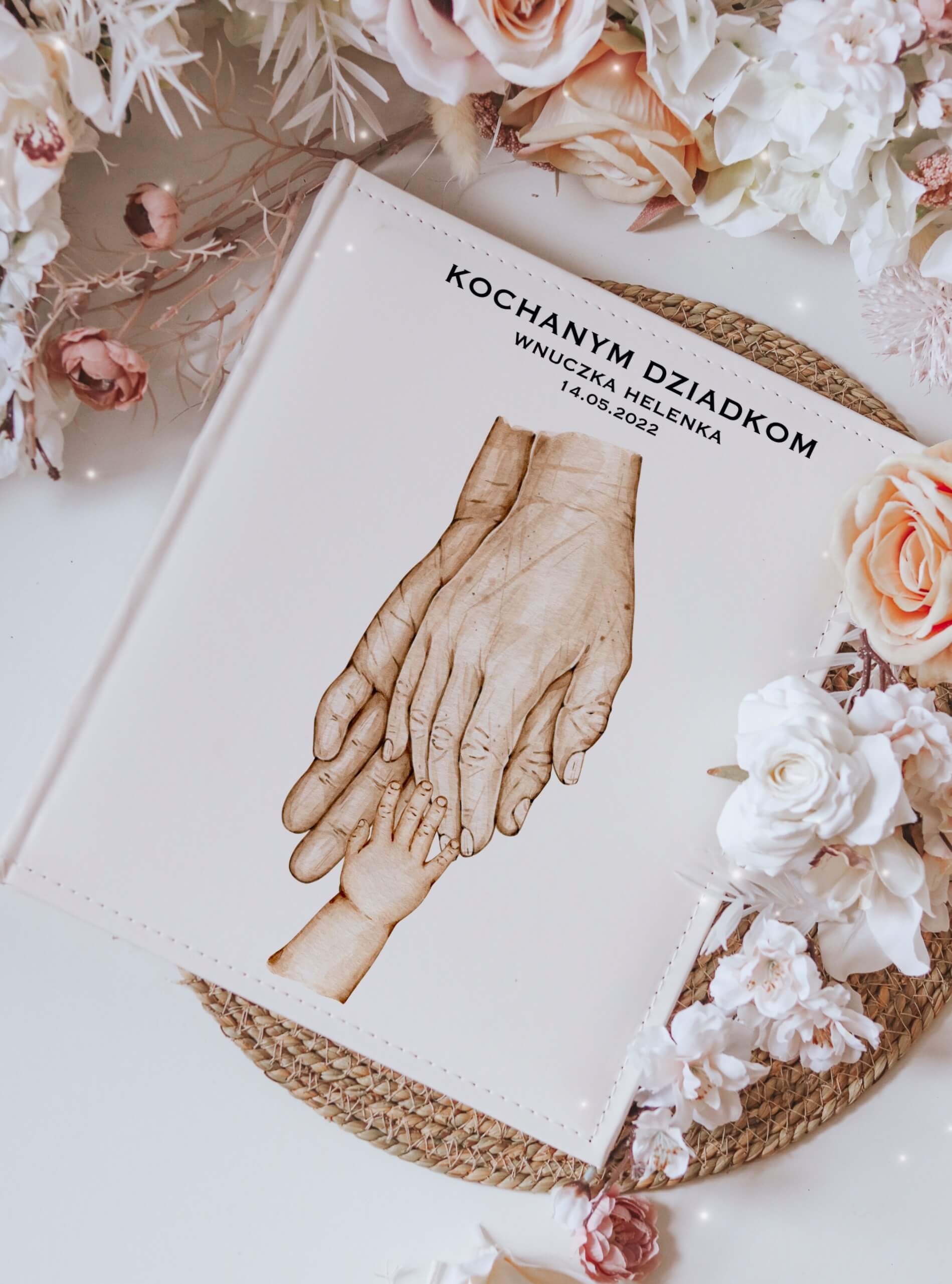 Personalizowany album dla Babci i Dziadka - personalizowany prezent dla dziadków (OD 1 WNUCZKA)