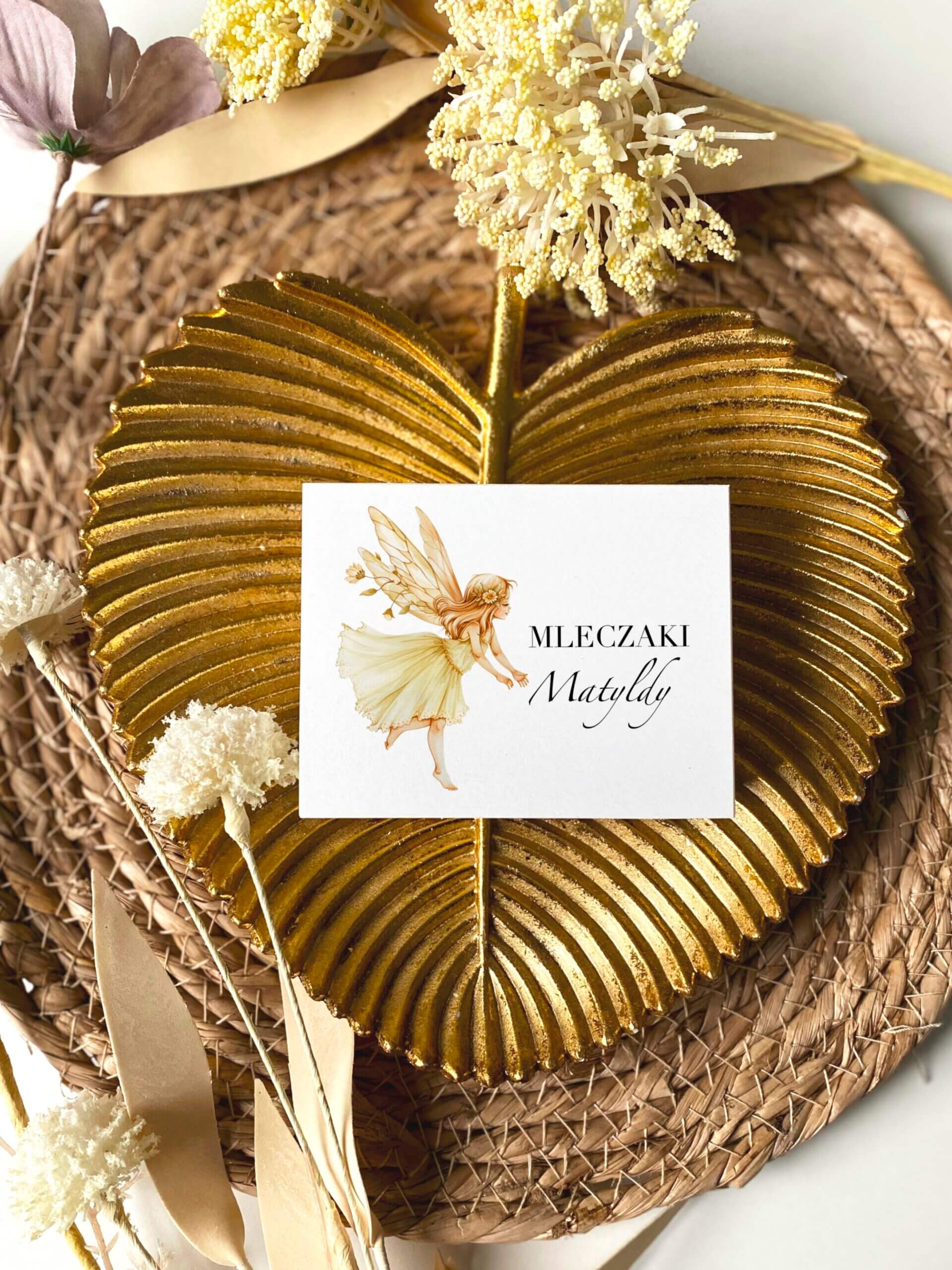 Personalizowana drewniana szkatułka na mleczaki dla wróżki zębuszki