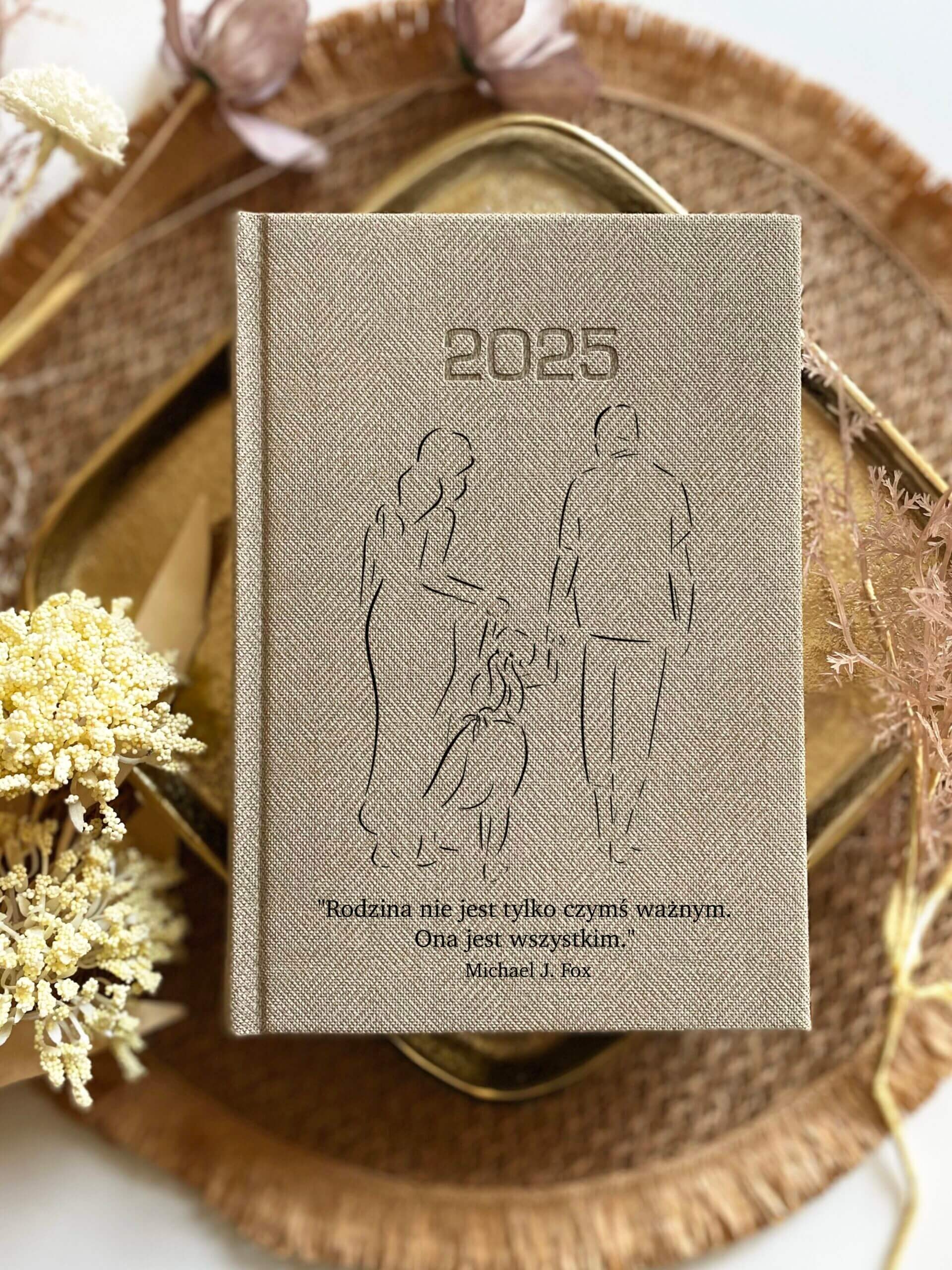 Prezent na Walentynki dla męża/ żony (kombinacja płci dzieci) - personalizowany kalendarz Tata, mama, córka w kucyku