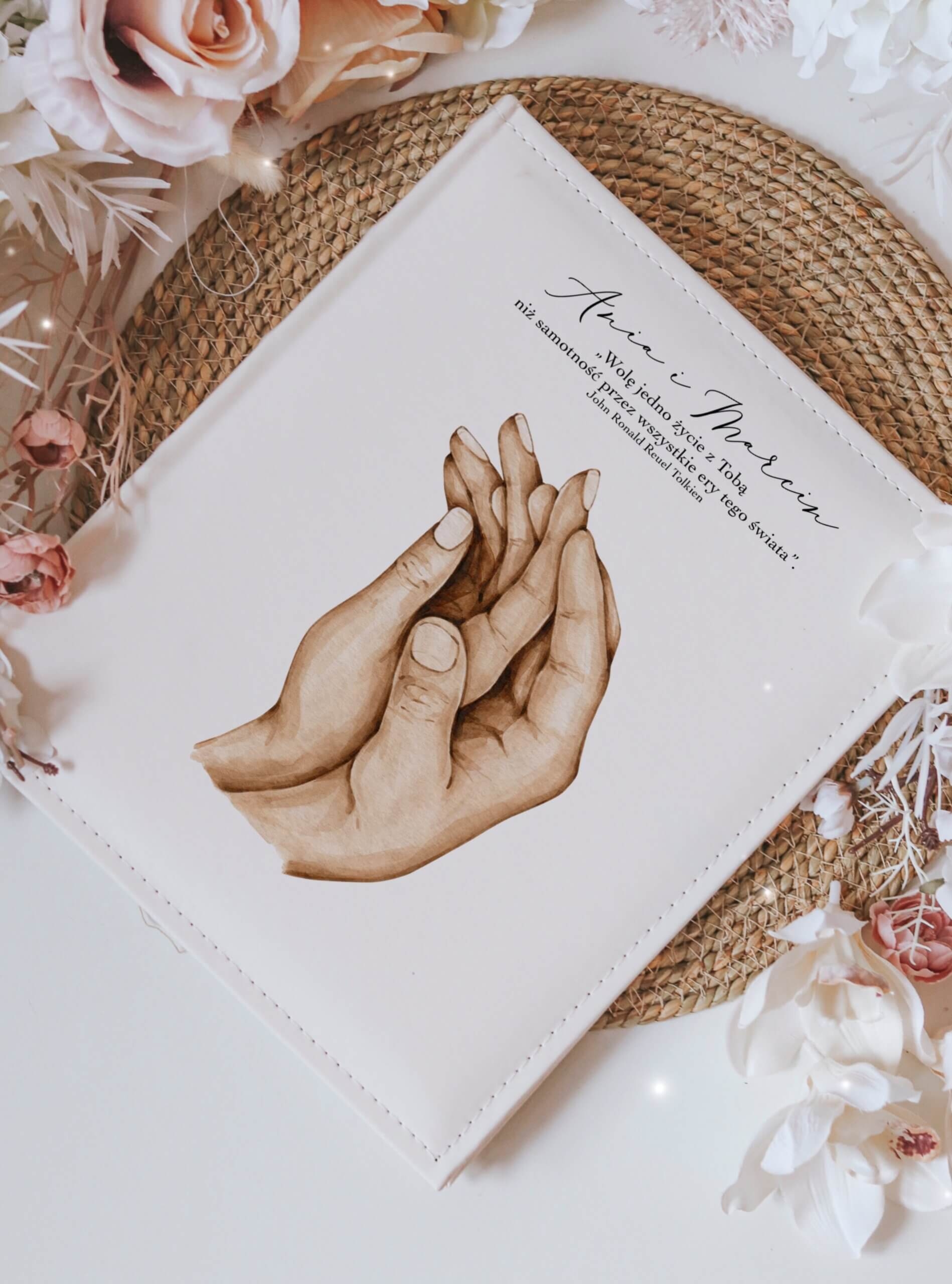 Personalizowany album na zdjęcia - niepowtarzalny prezent walentynkowy dla niej/dla niego