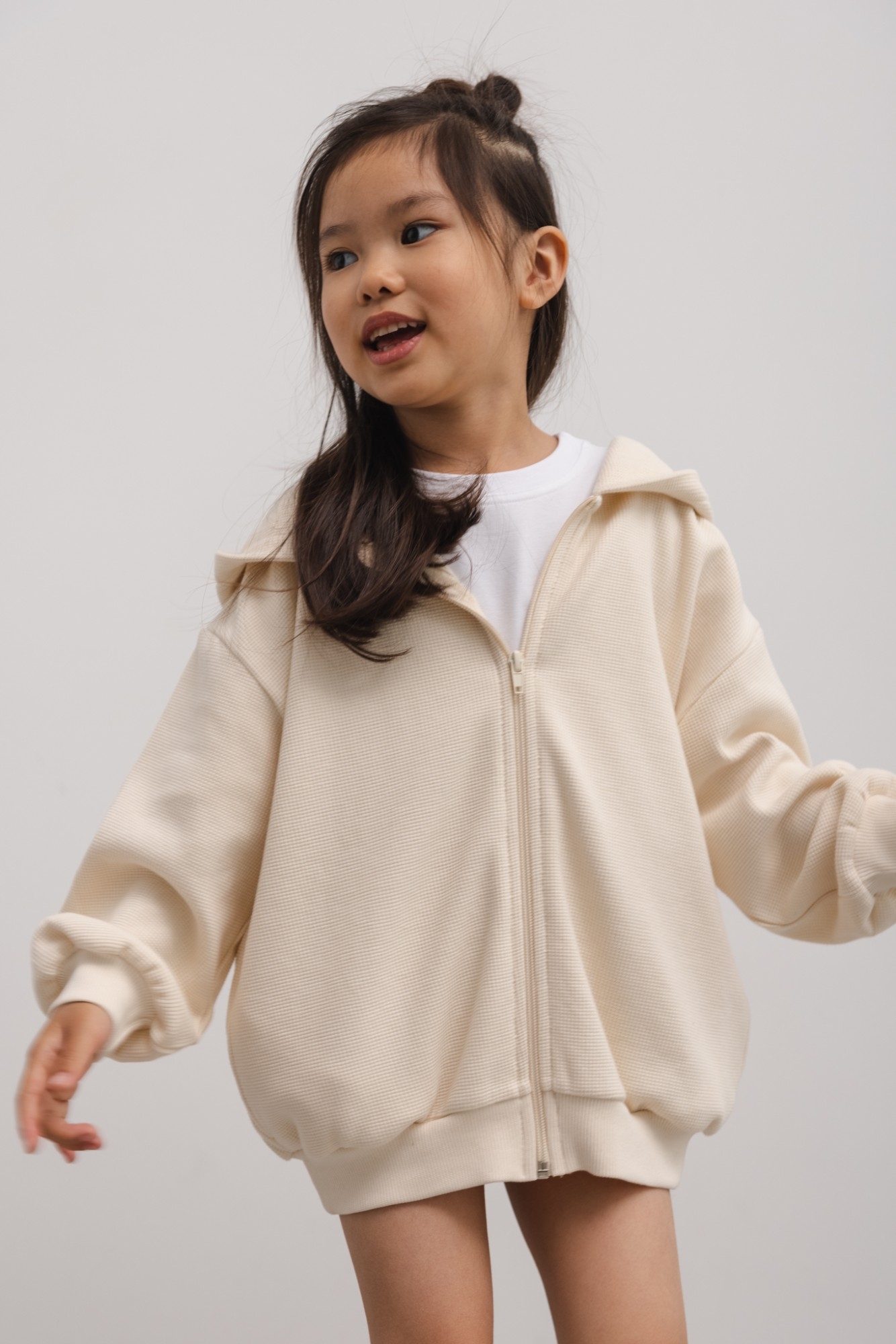 MINI bluza z zamkiem w kolorze BRIGHT BEIGE