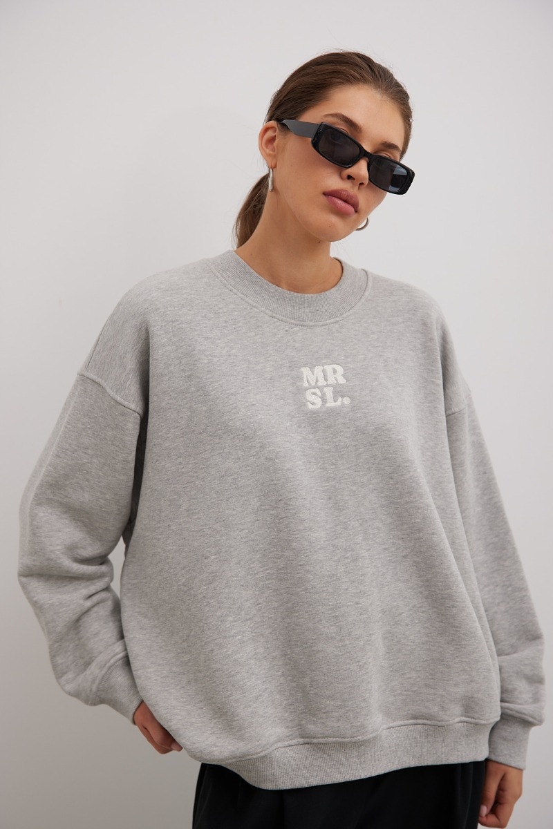 Bluza typu oversize  z HAFTEM  w kolorze GREY MELANGE